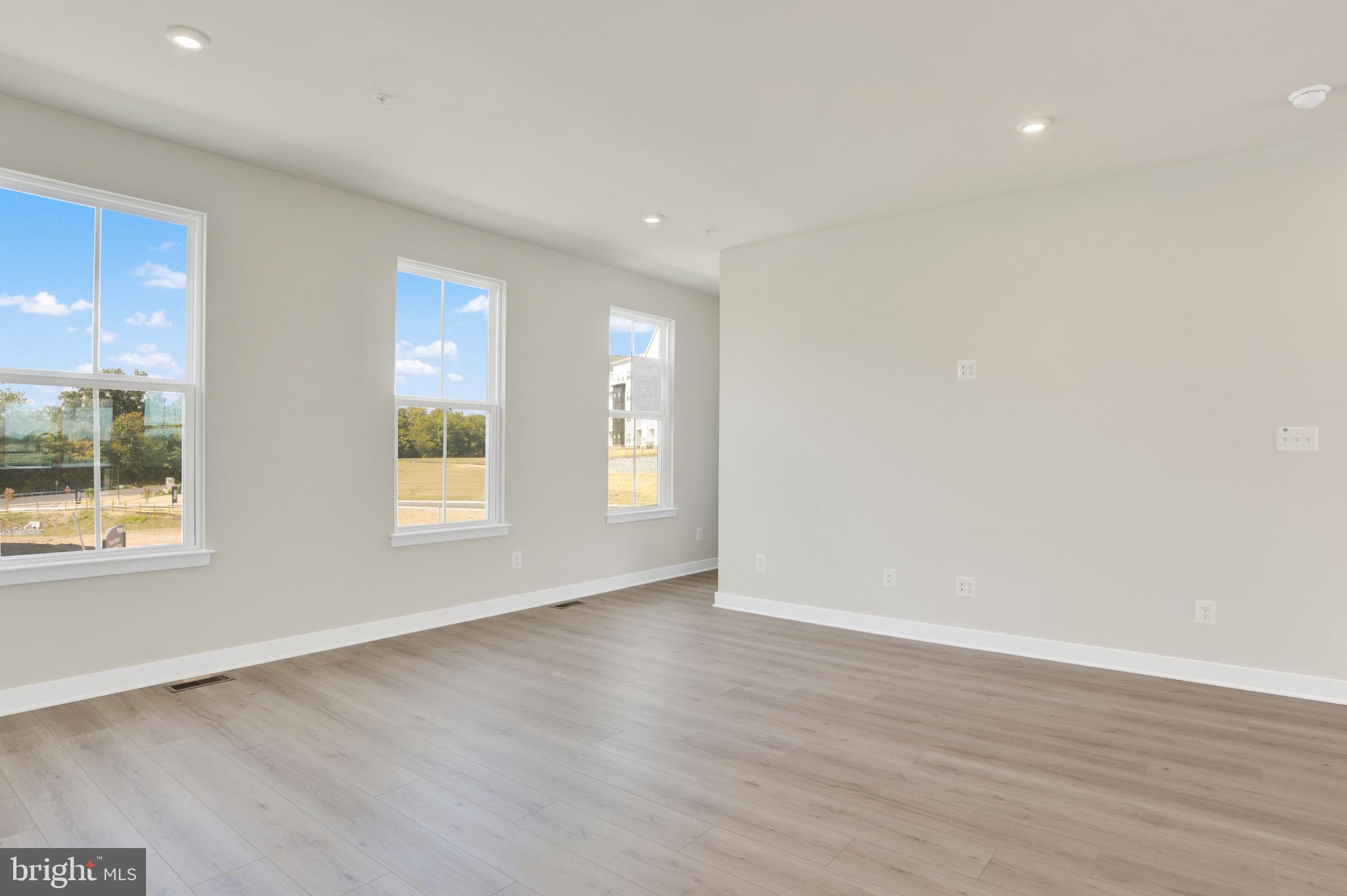 EAST PENNSBORO - Residential