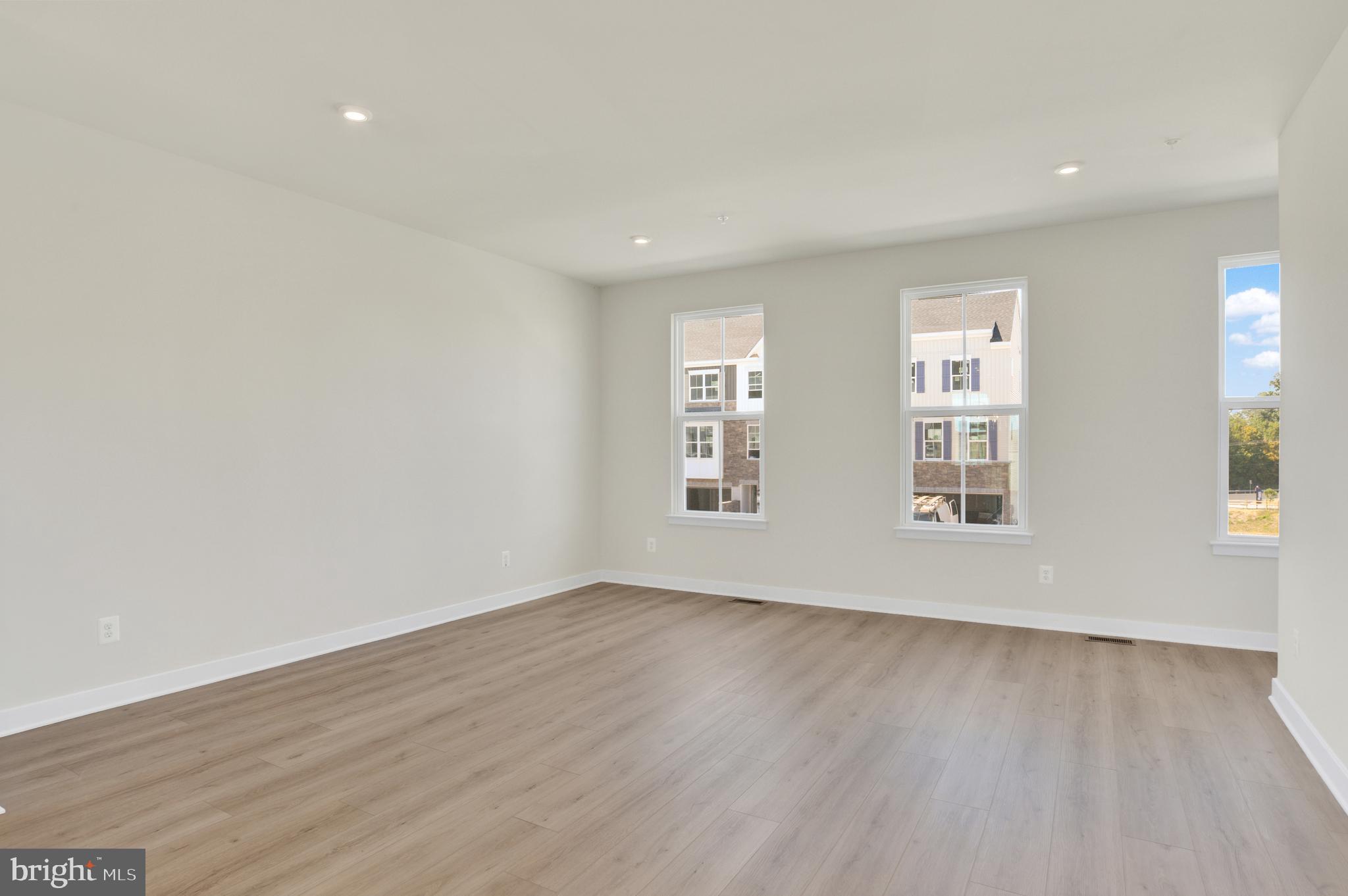 EAST PENNSBORO - Residential