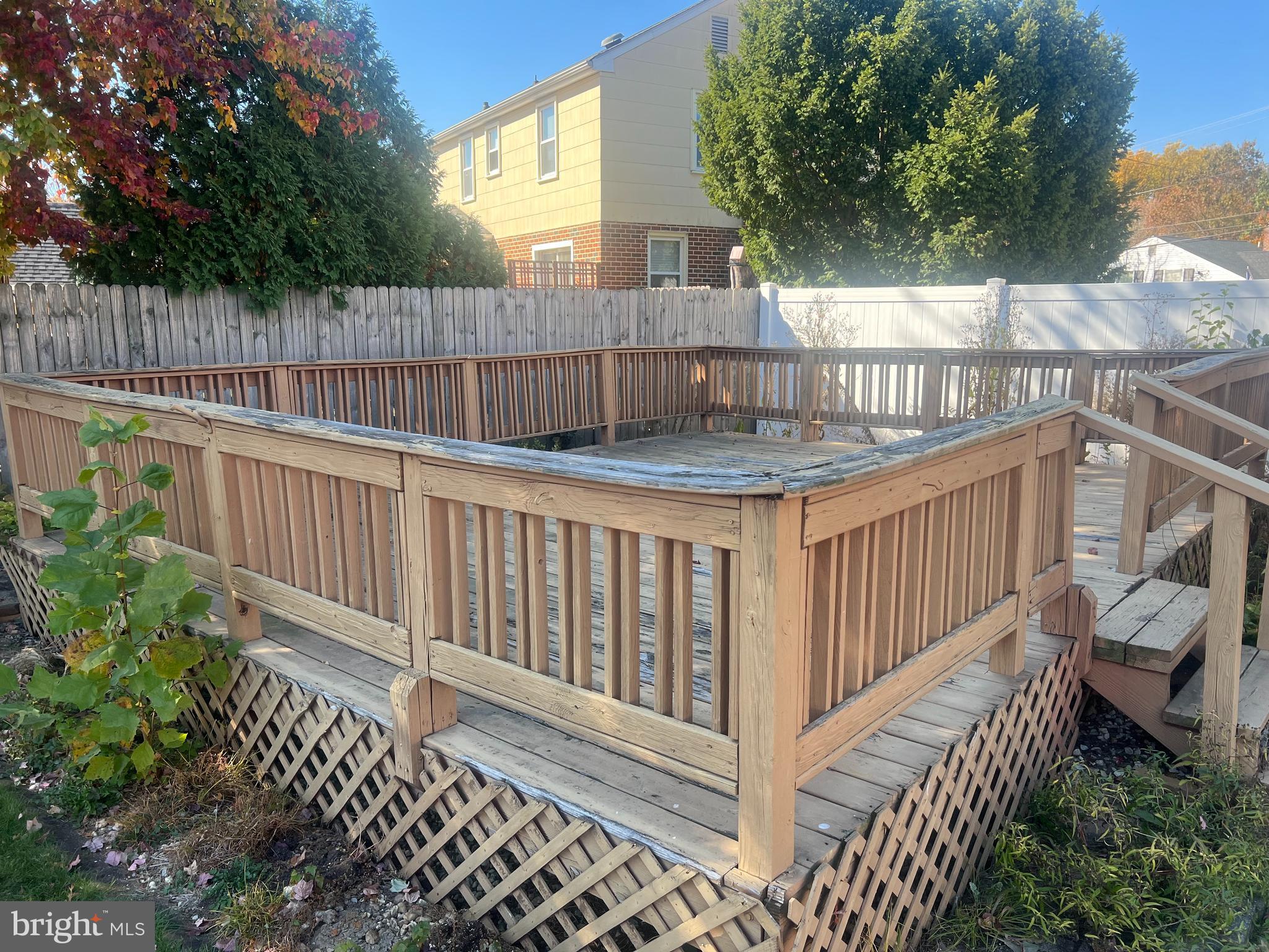 CAMELOT ESTS - Residential