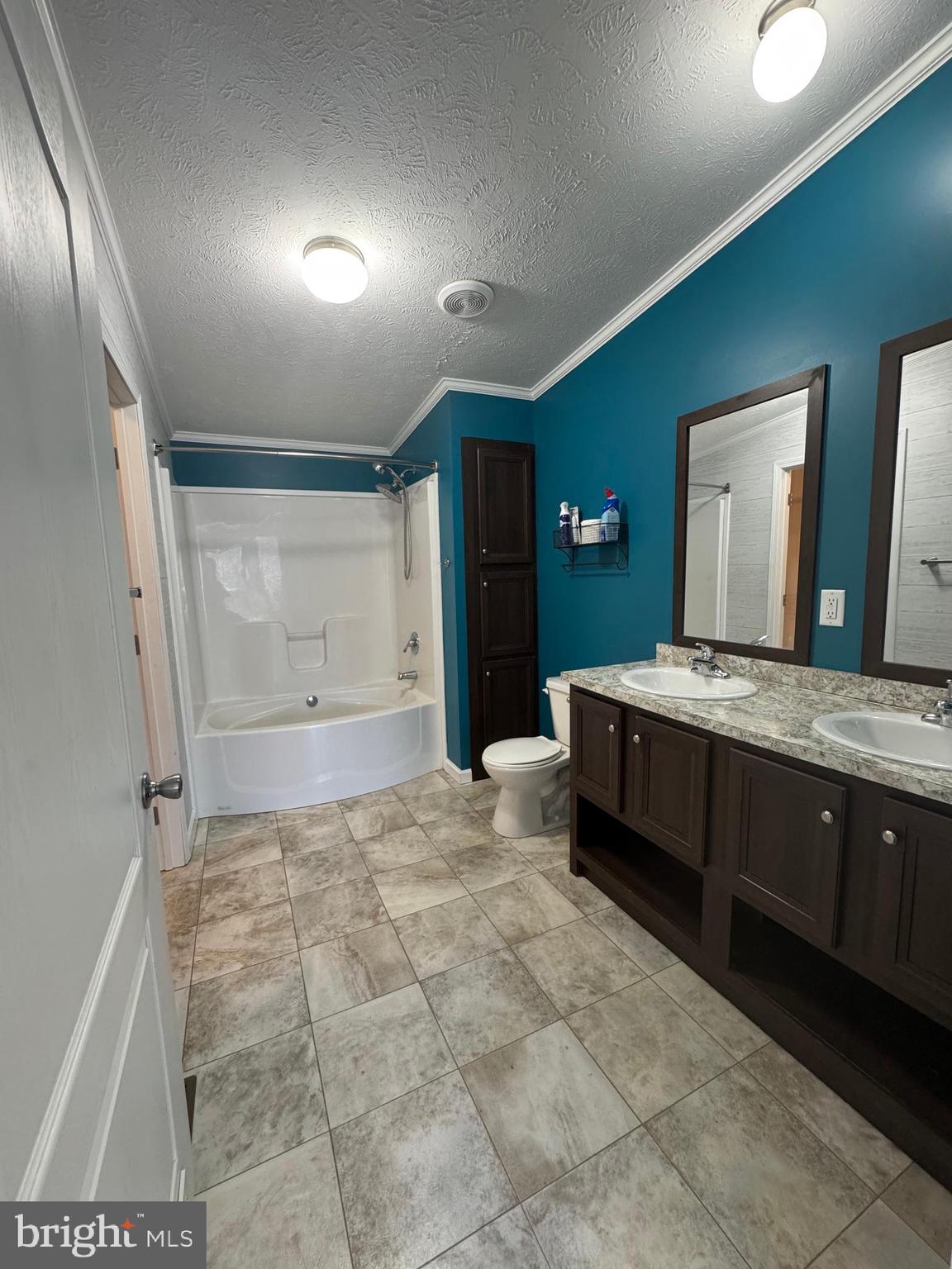 DEER WALK - Residential Lease