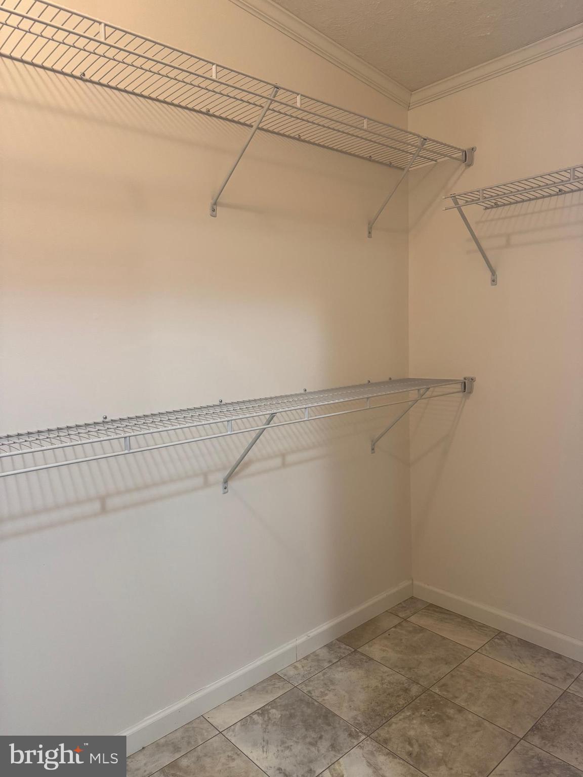 DEER WALK - Residential Lease