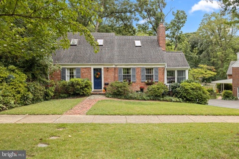 Homes For Sale - 6715 Queens Chapel Road<br/> Prince Georges County, University Park, MD 20782