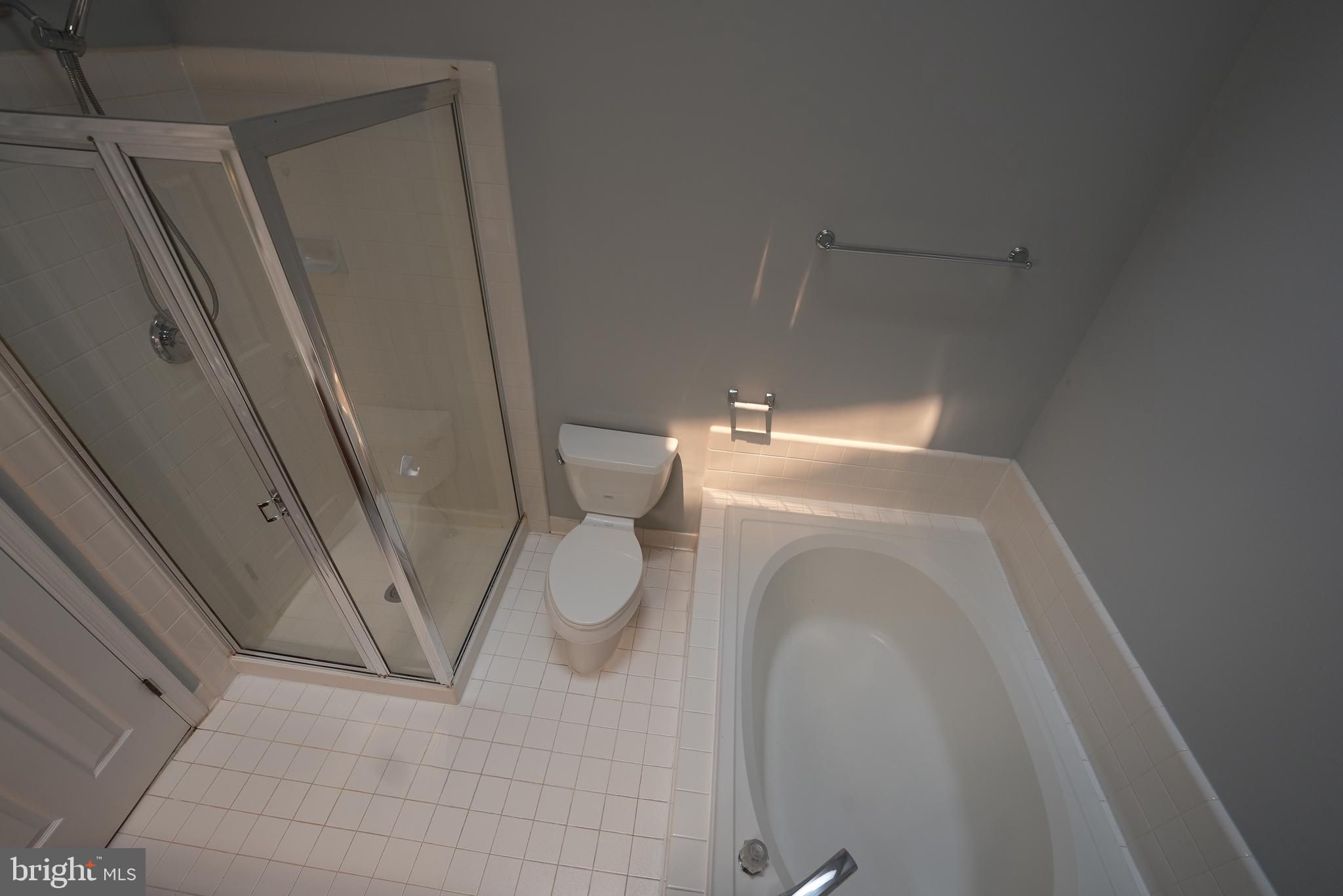 KINGSTOWNE - Residential Lease