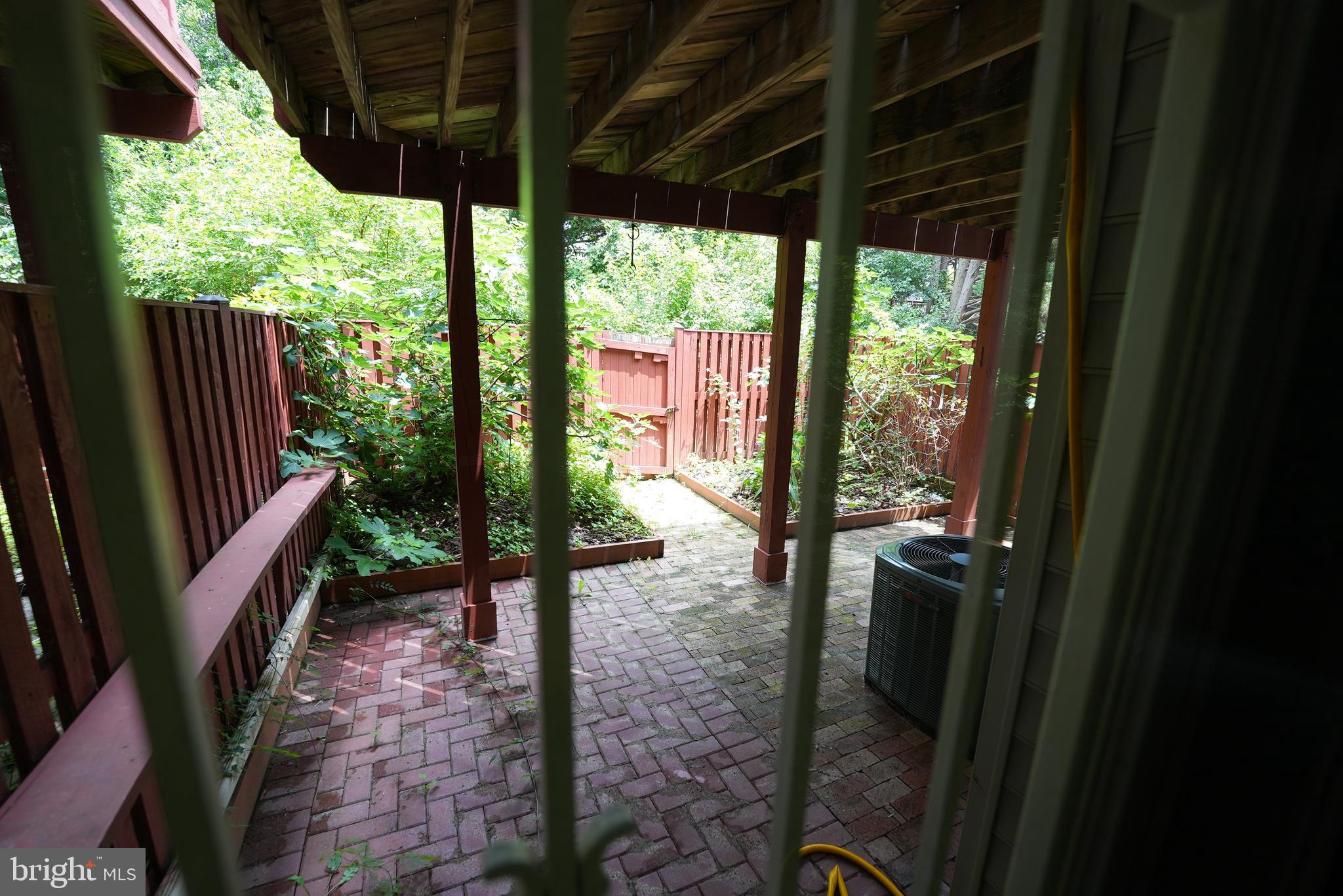 KINGSTOWNE - Residential Lease