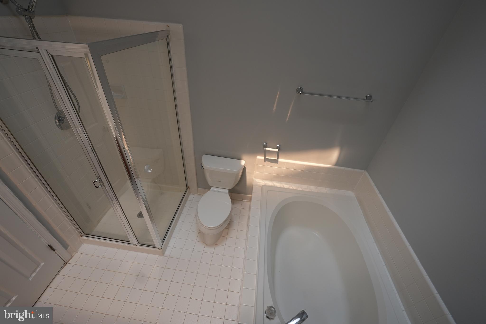 KINGSTOWNE - Residential Lease