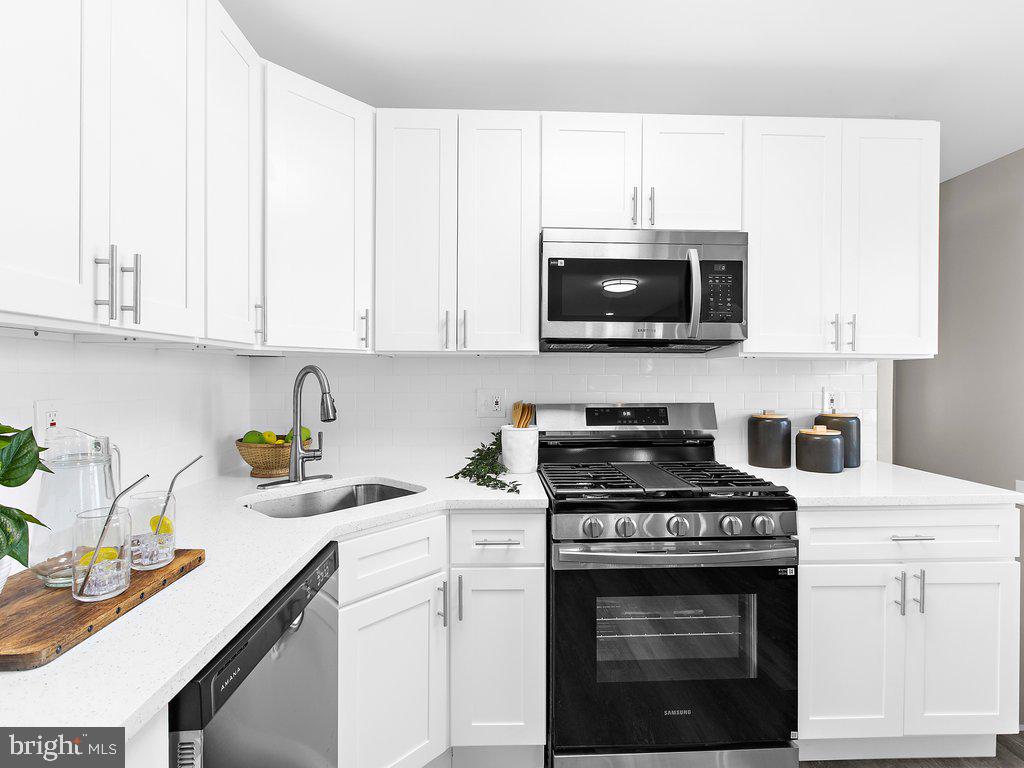 STONEWOOD - Residential