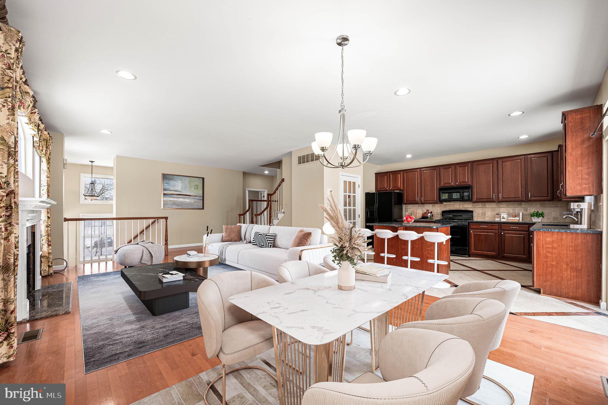 CHARLESTOWN OAKS - Residential Lease