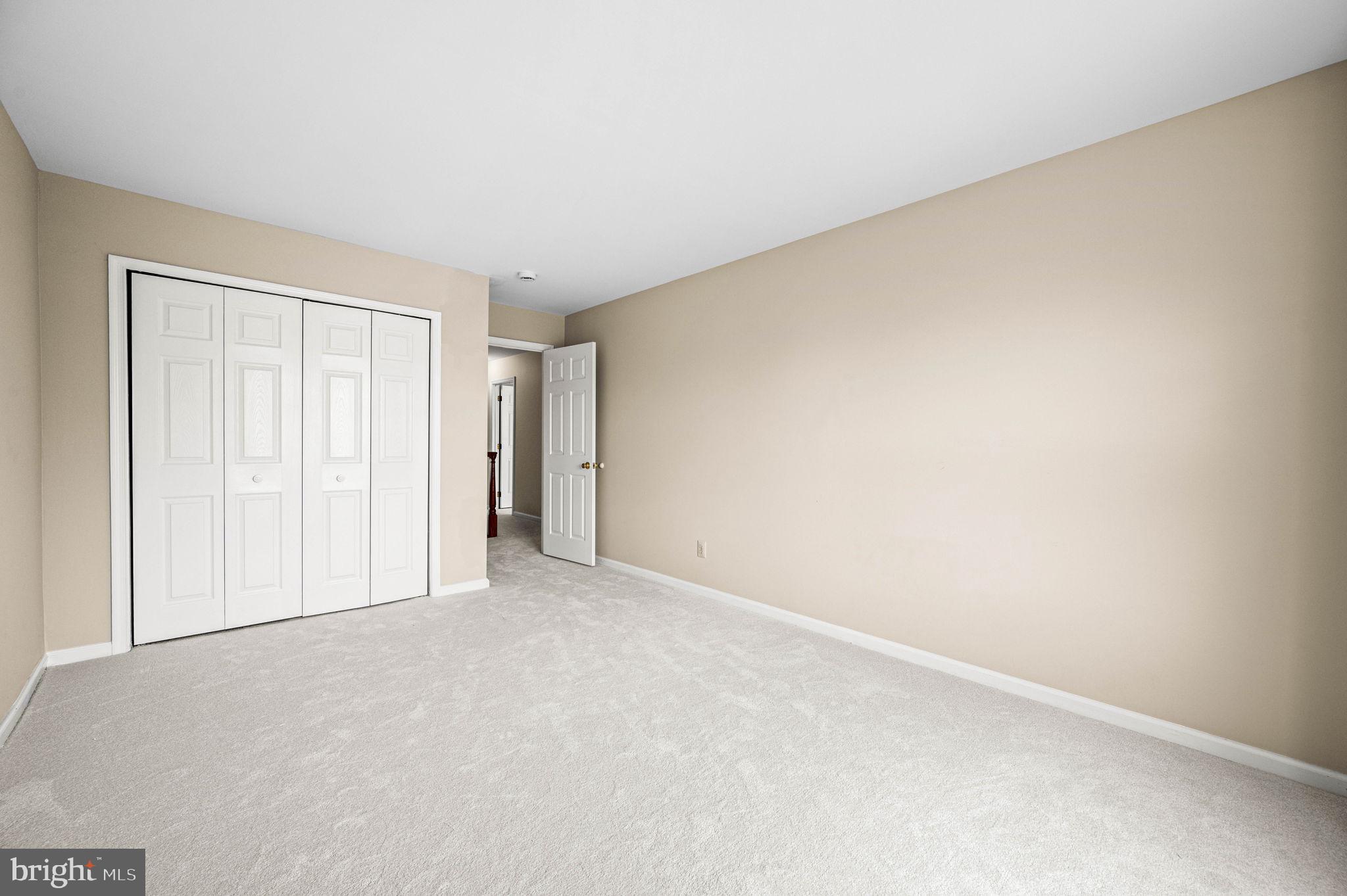 CHARLESTOWN OAKS - Residential Lease