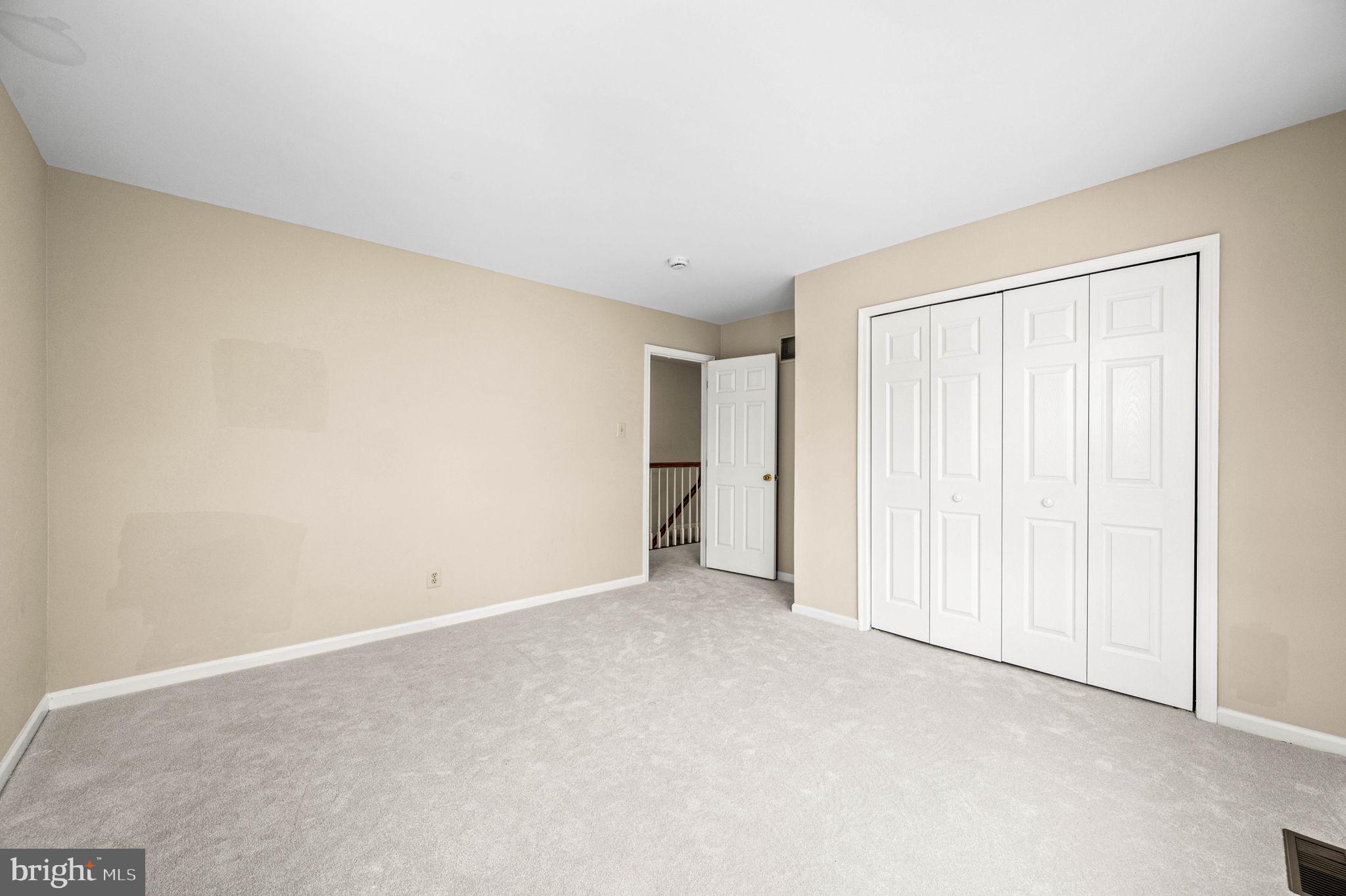 CHARLESTOWN OAKS - Residential Lease