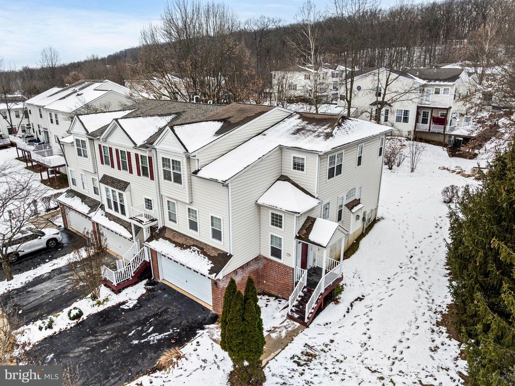 Photo of 120 Elizabeth Court, MALVERN, PA 19355 (MLS # PACT2114926)