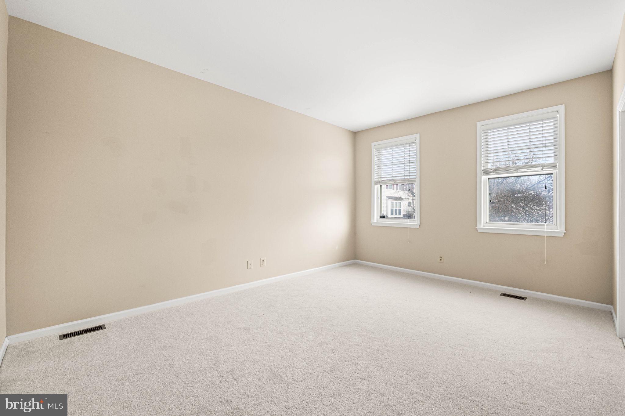 CHARLESTOWN OAKS - Residential Lease