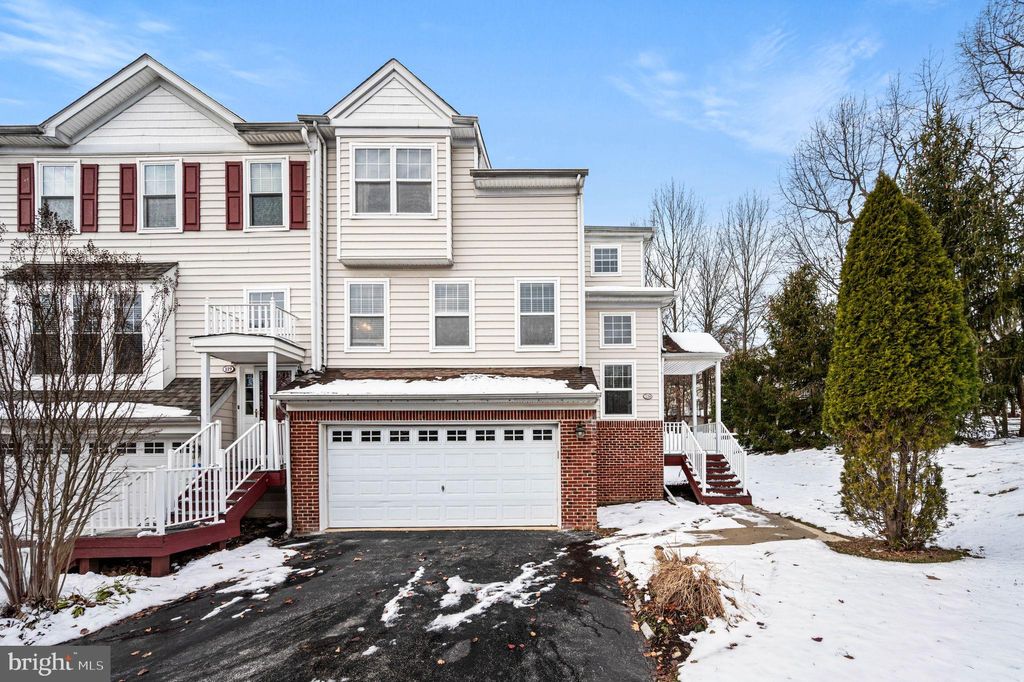Photo of 120 Elizabeth Court, MALVERN, PA 19355 (MLS # PACT2114926)