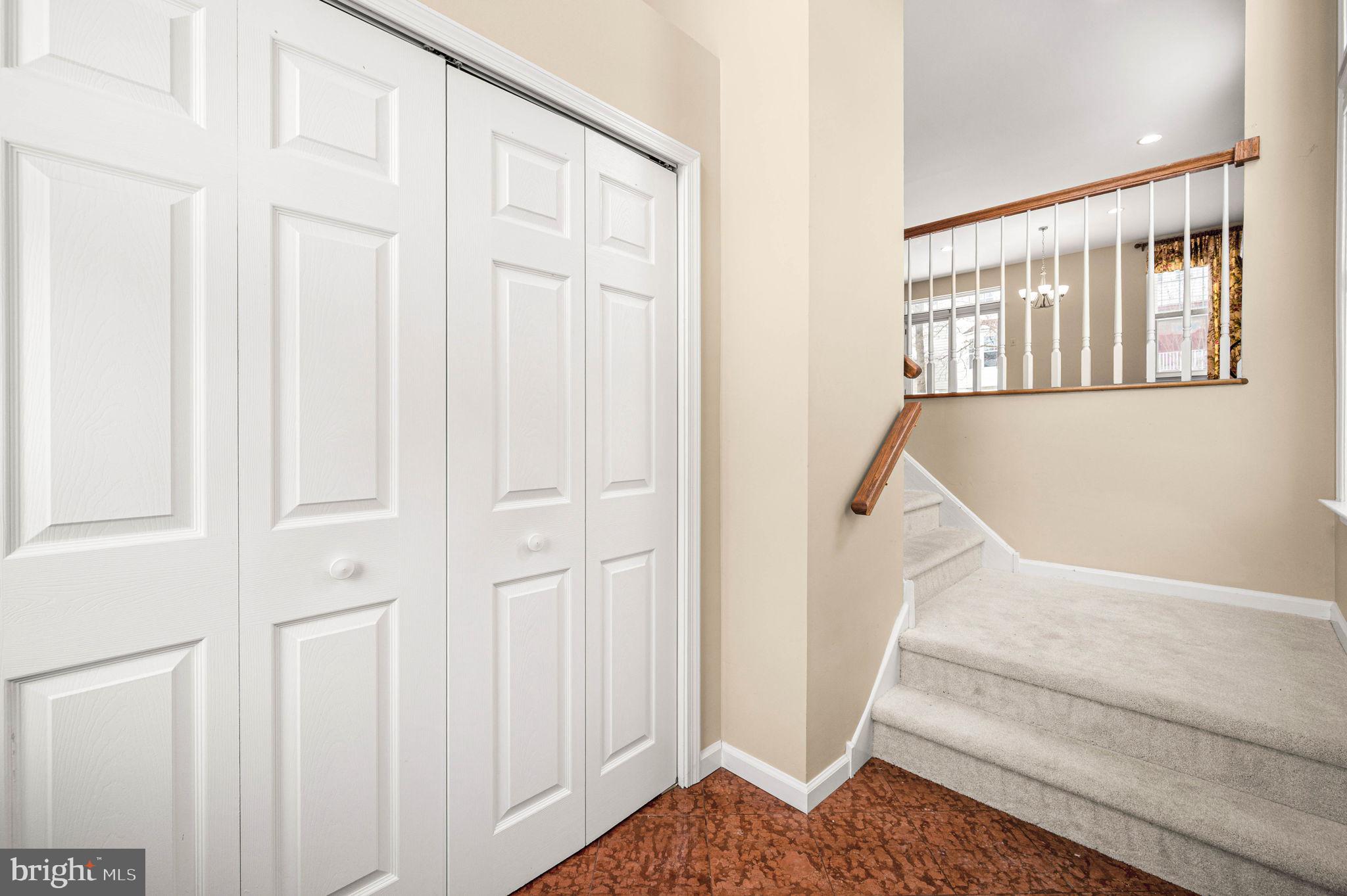 CHARLESTOWN OAKS - Residential Lease