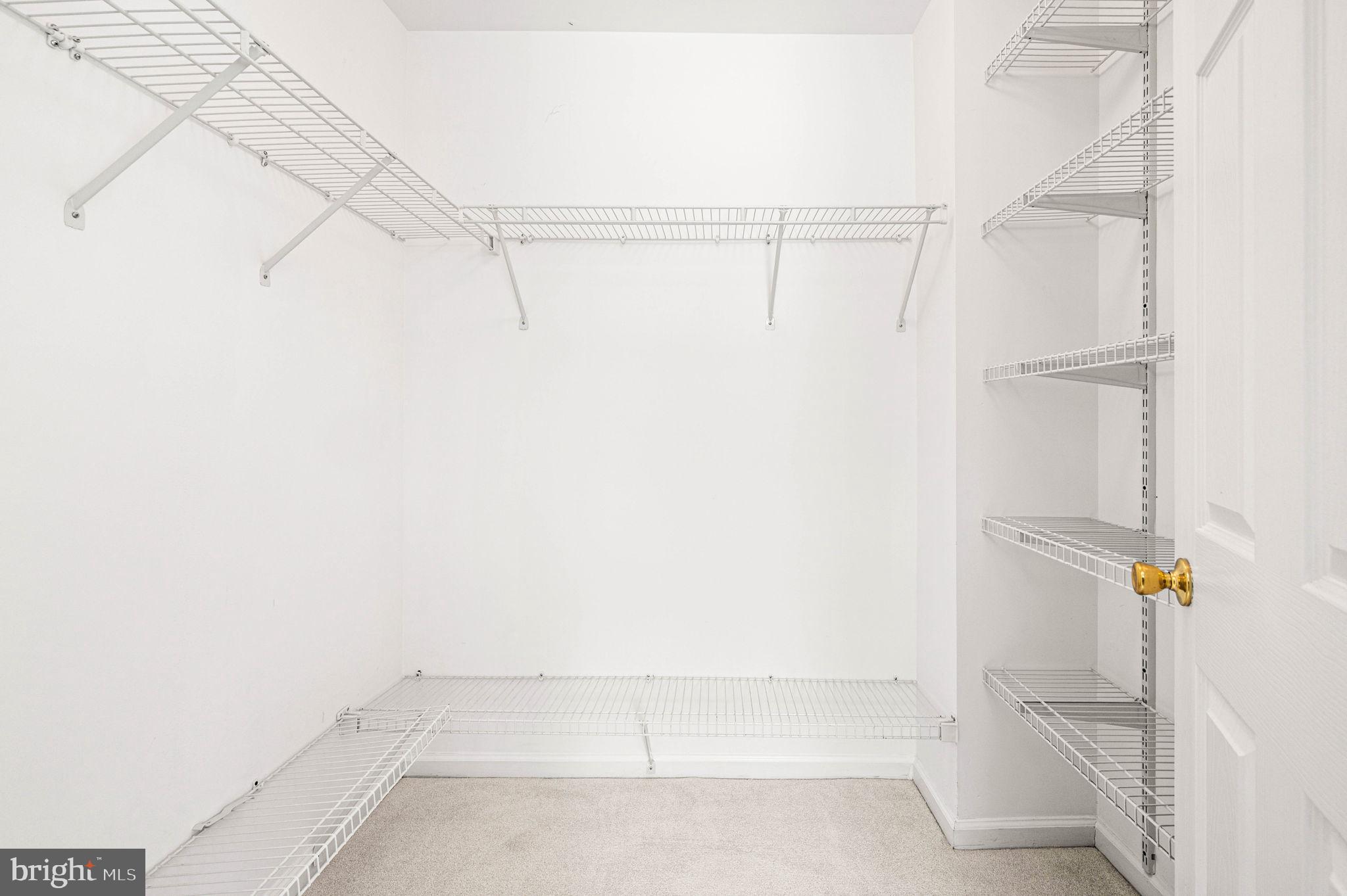 CHARLESTOWN OAKS - Residential Lease