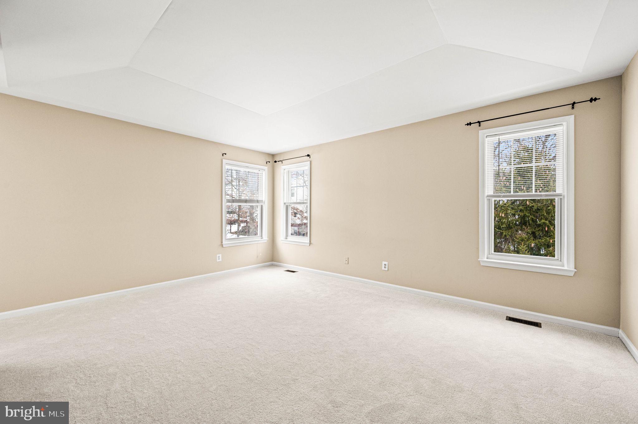 CHARLESTOWN OAKS - Residential Lease