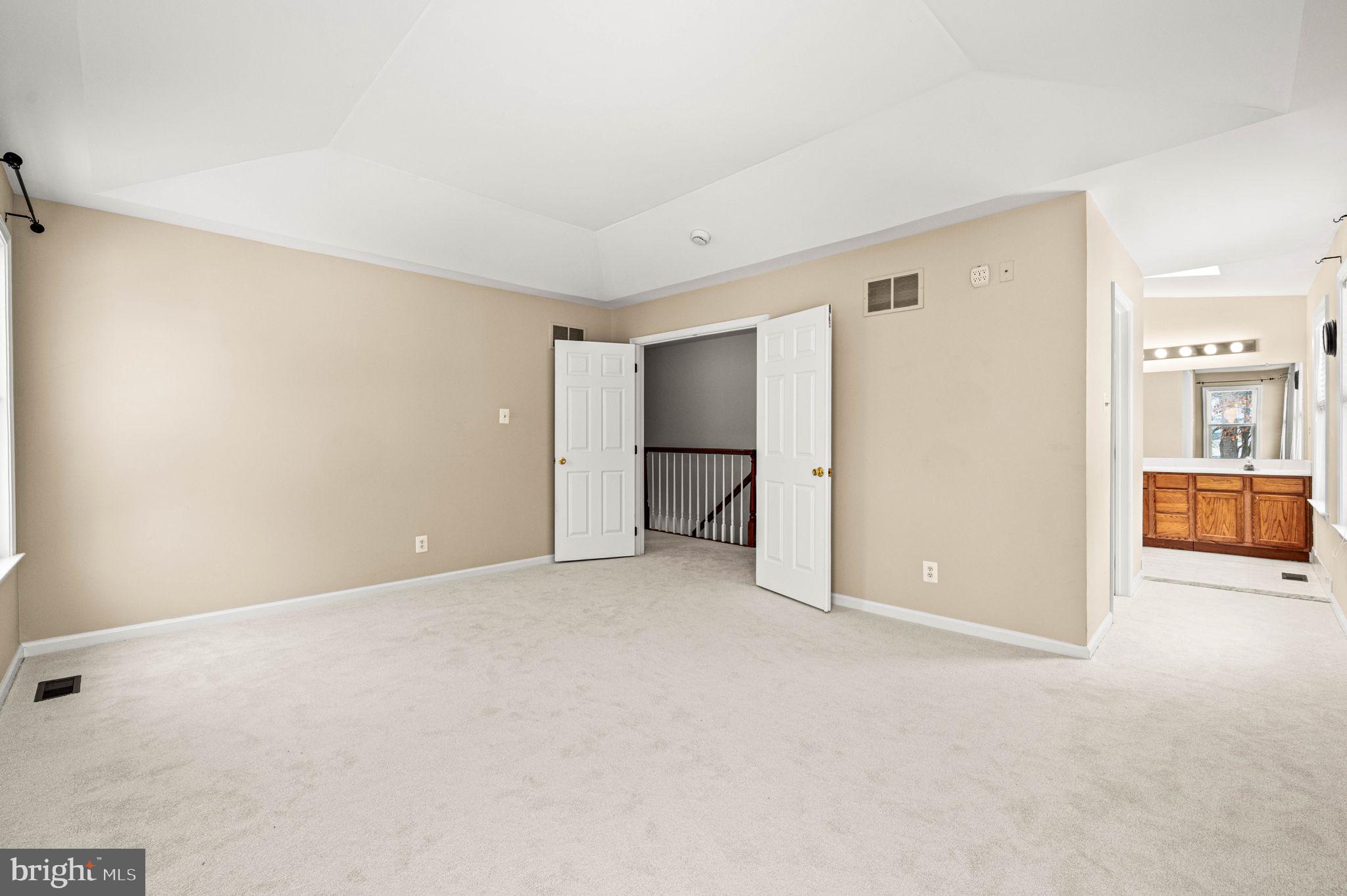 CHARLESTOWN OAKS - Residential Lease