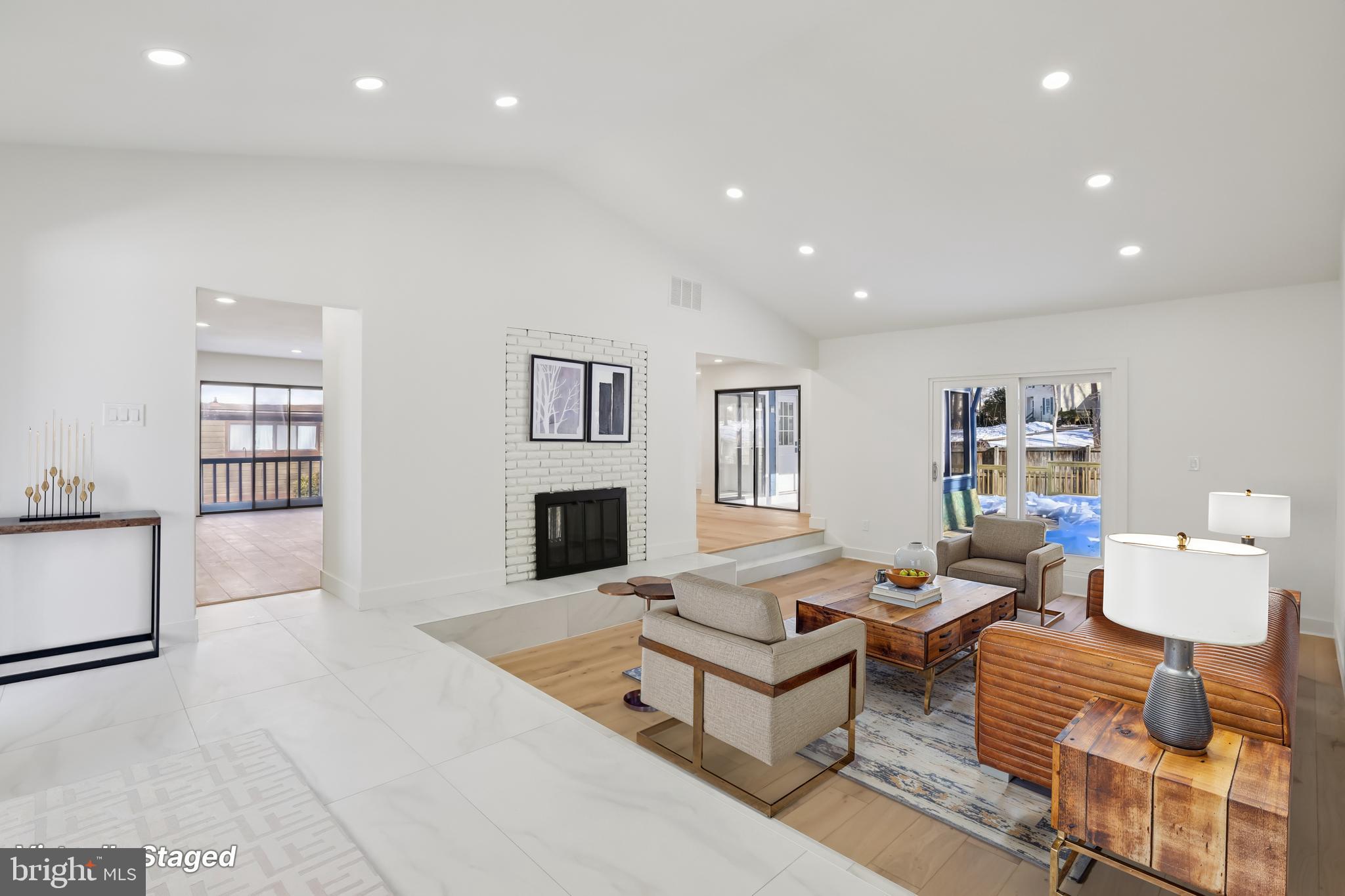 VILLAGE OF HICKORY RIDGE - Residential