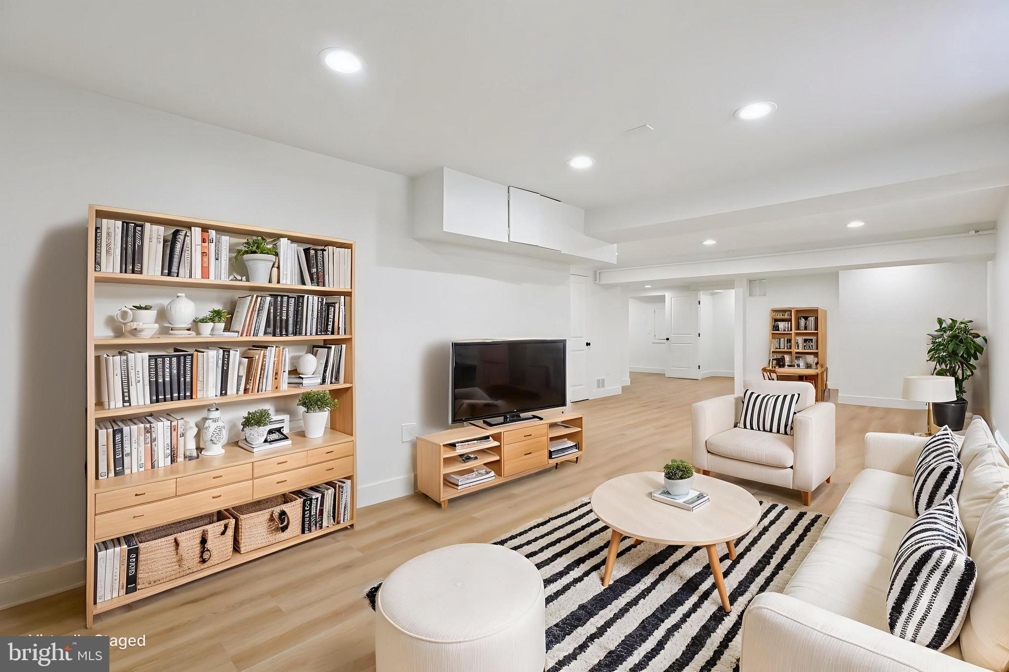 VILLAGE OF HICKORY RIDGE - Residential