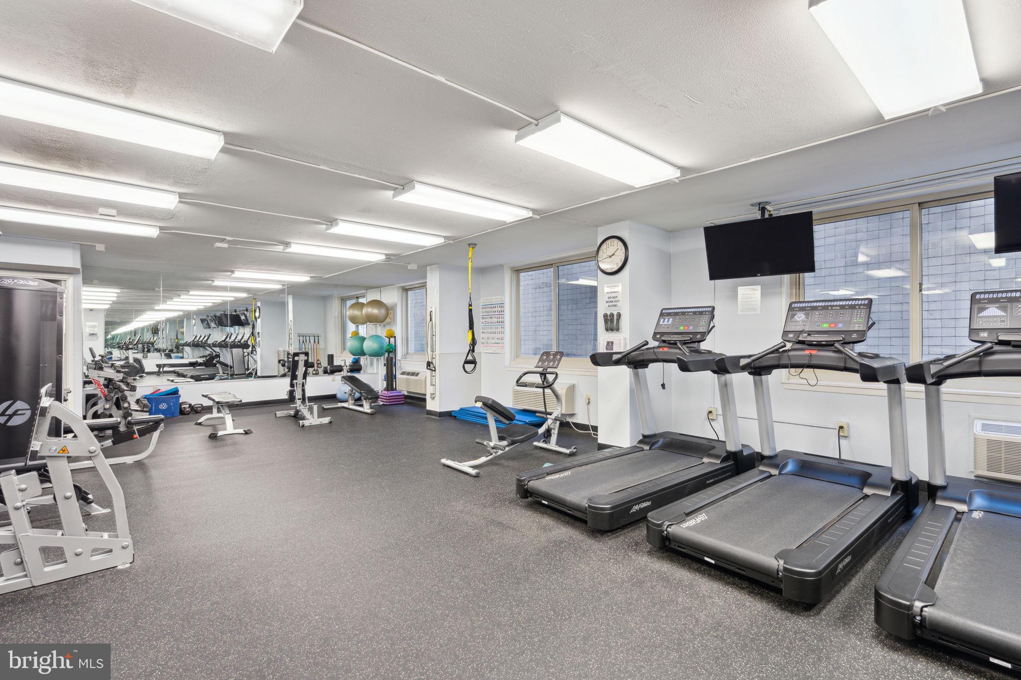 RITTENHOUSE SQUARE - Residential