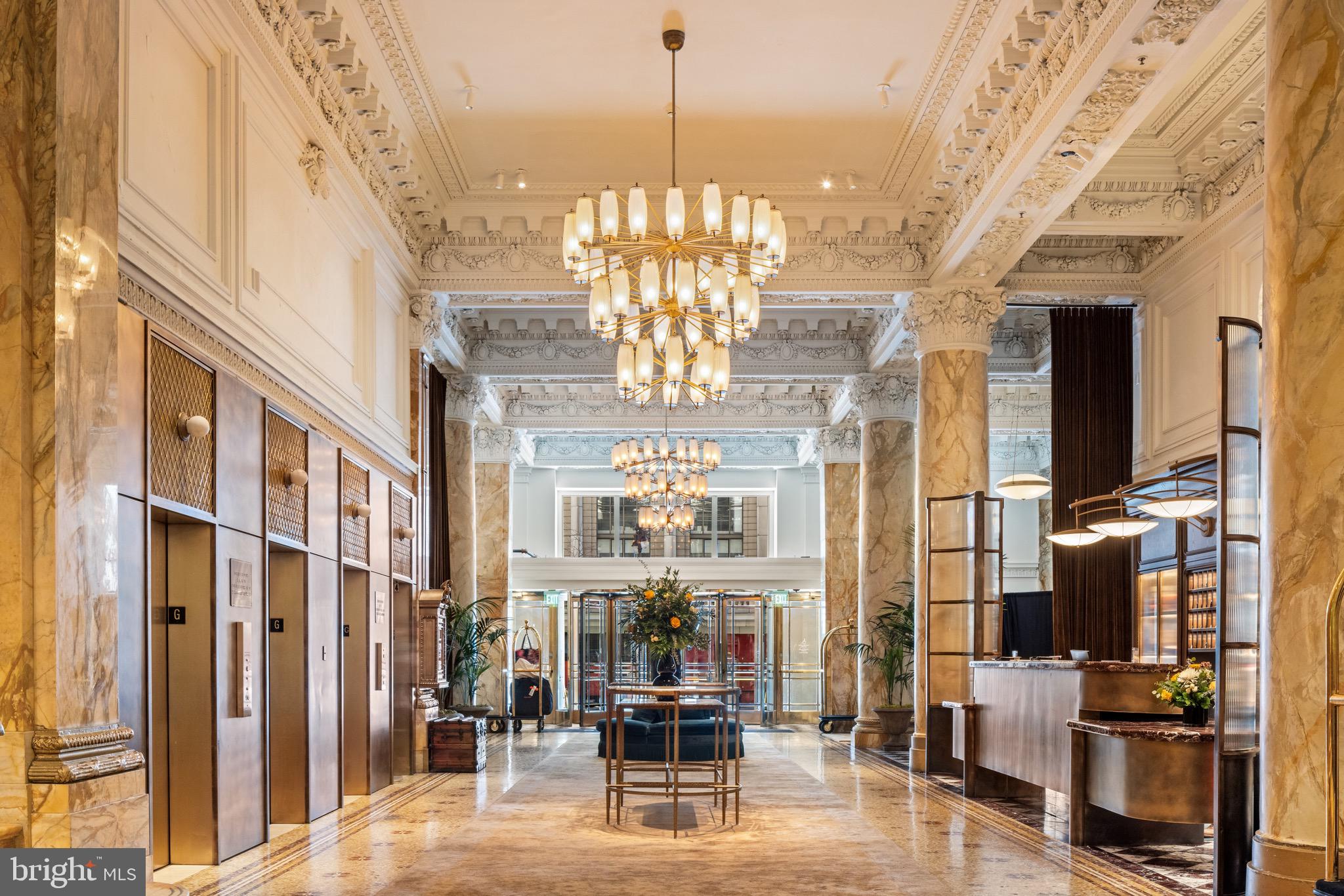 CENTER CITY - Residential Lease