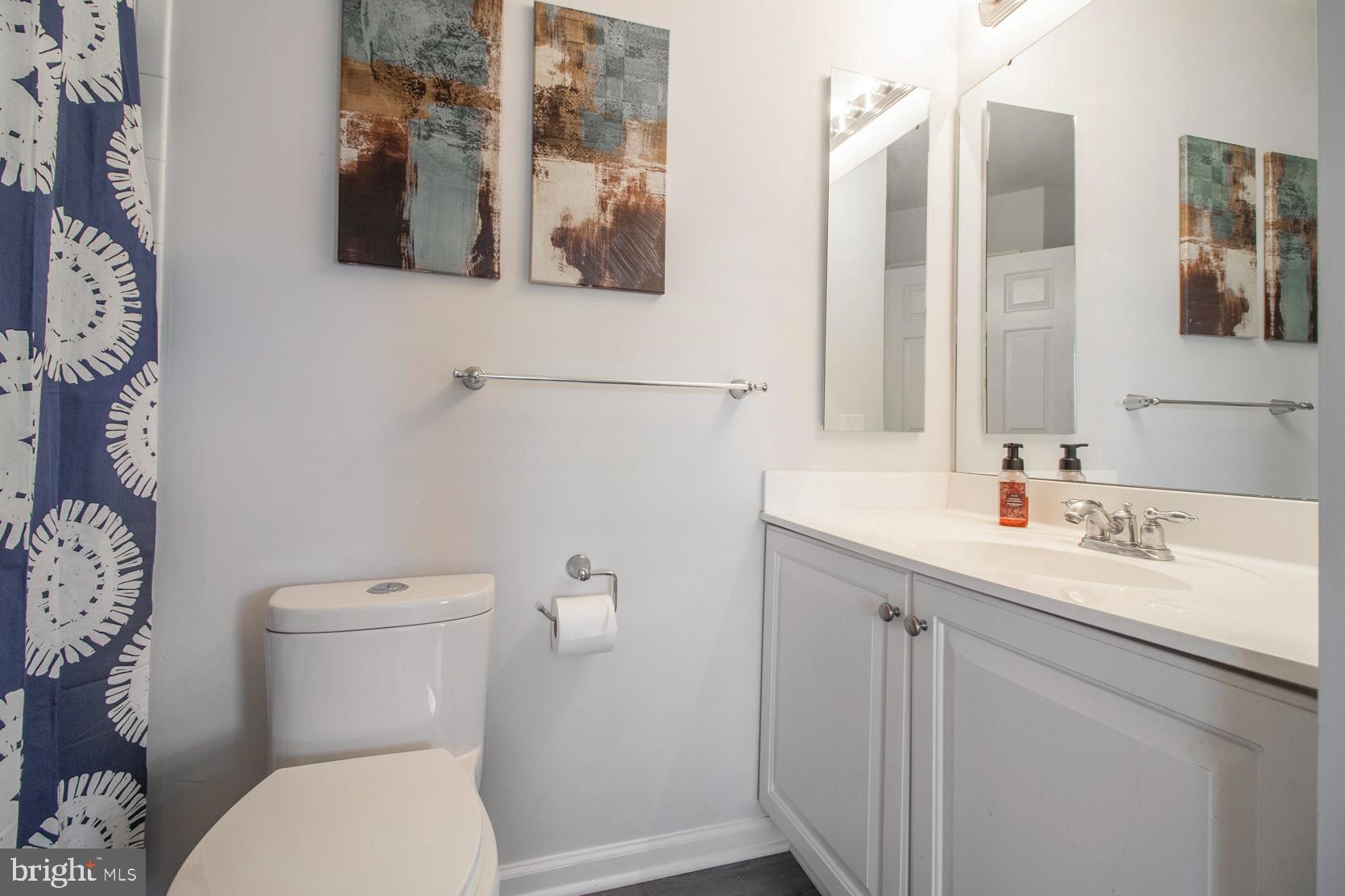 DEVON COURT - Residential Lease