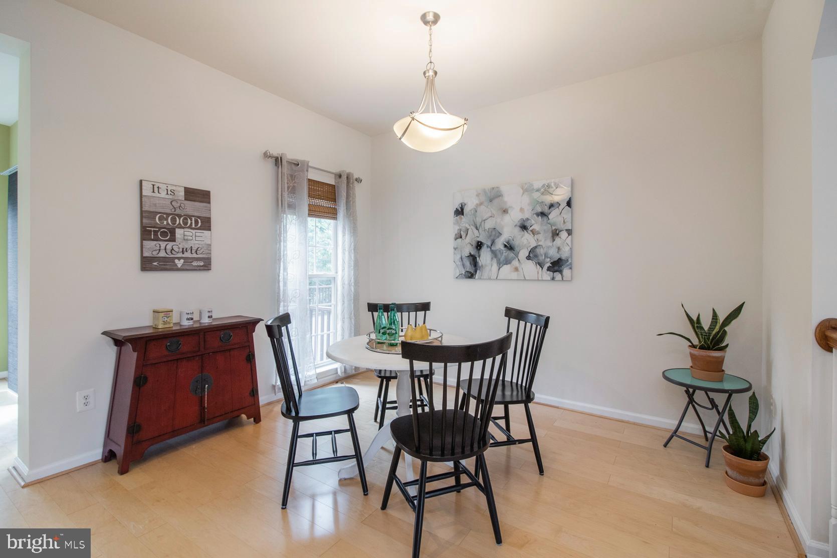 DEVON COURT - Residential Lease