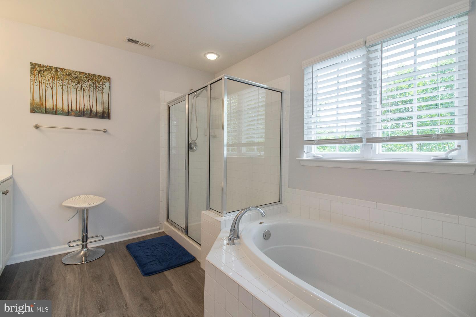 DEVON COURT - Residential Lease