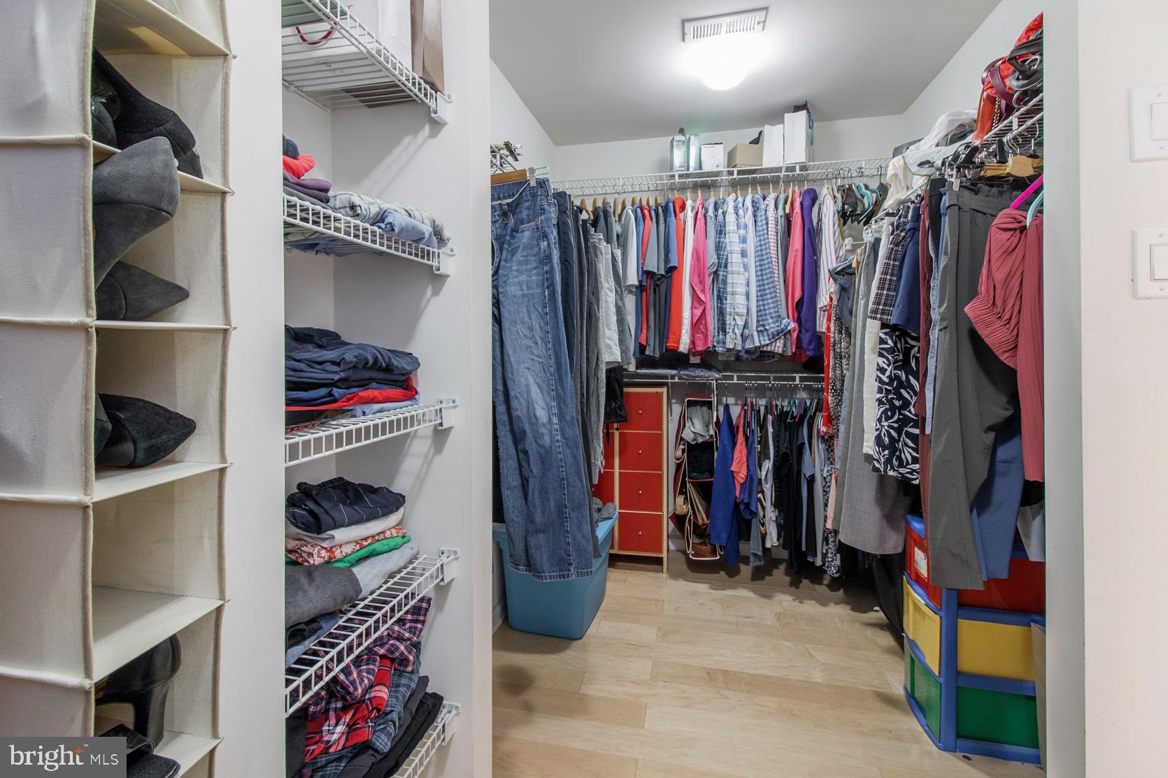 DEVON COURT - Residential Lease