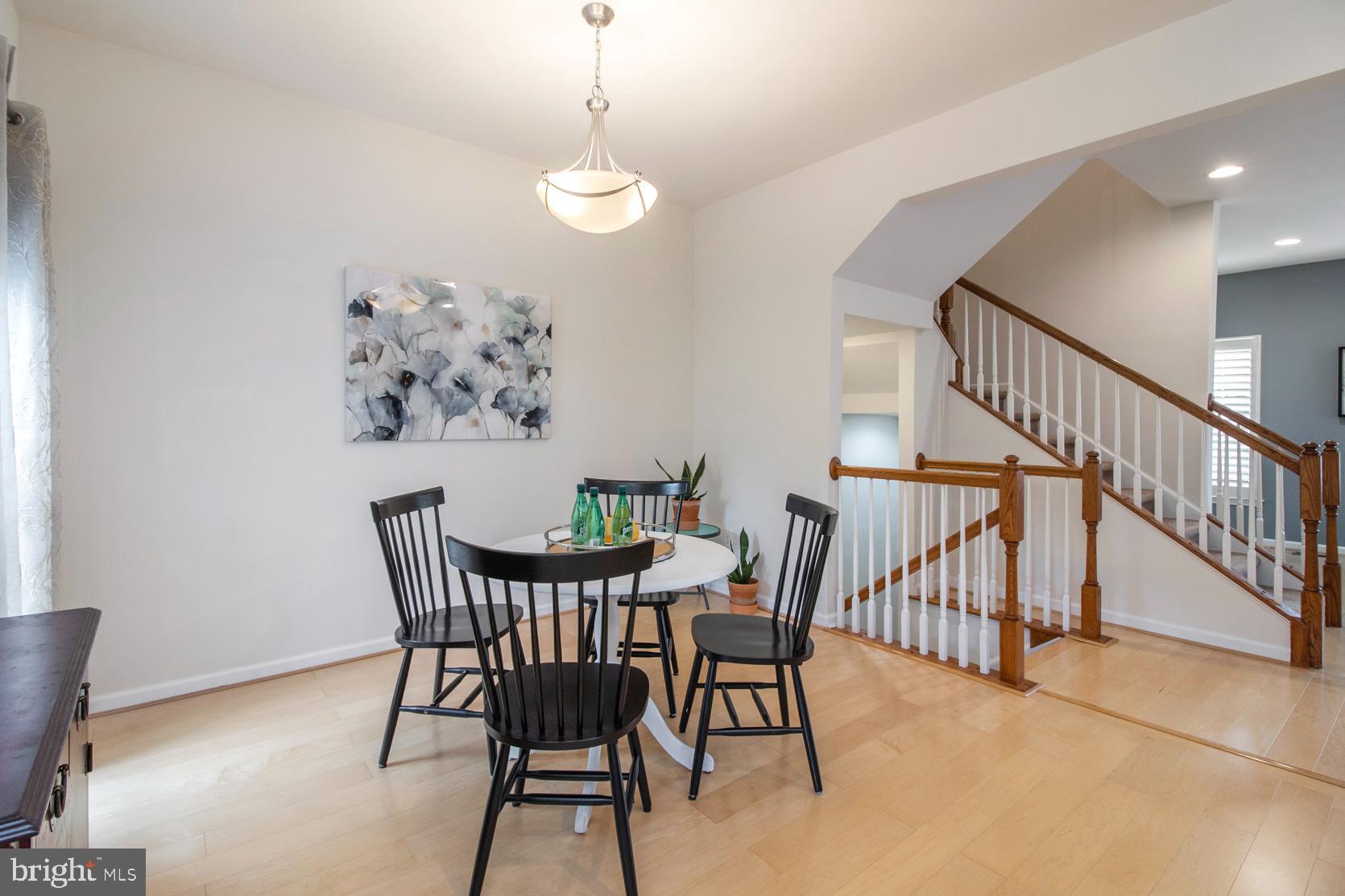 DEVON COURT - Residential Lease