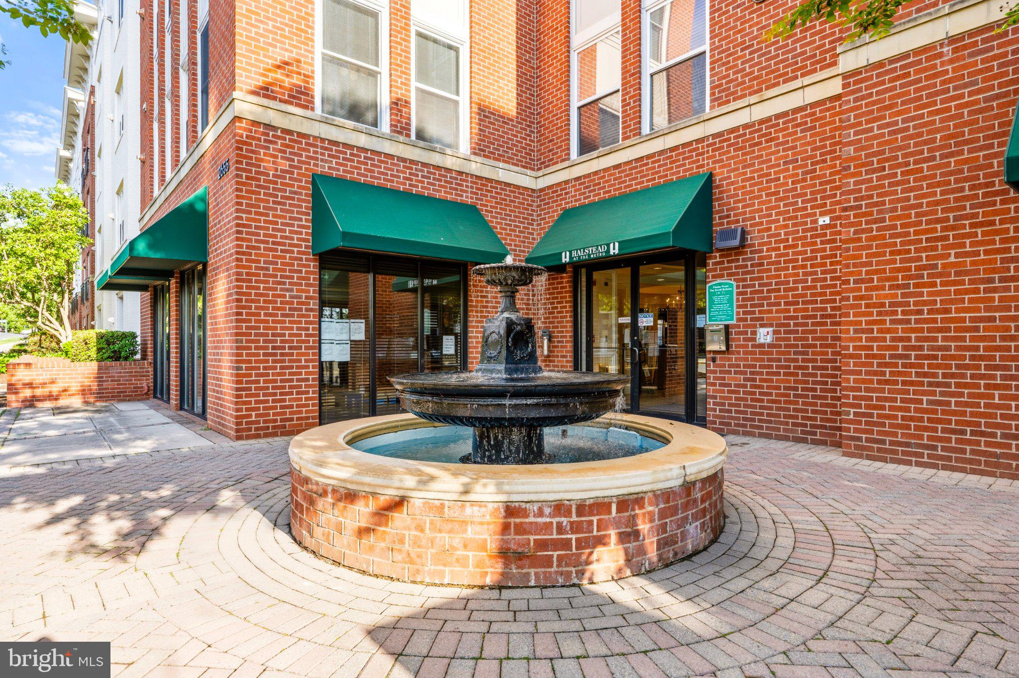 HALSTEAD AT THE METRO II - Residential