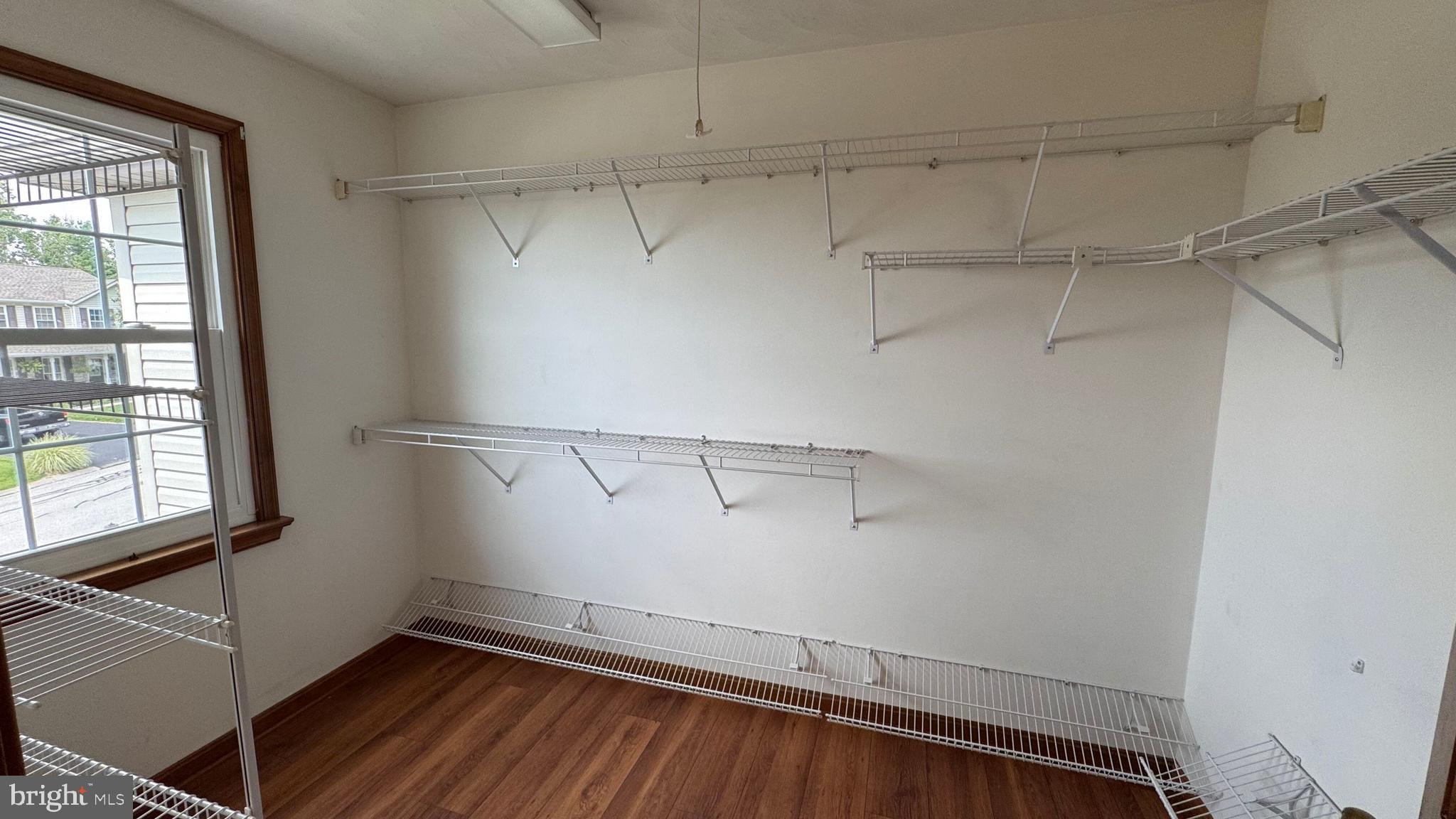 HALL ESTATES II - Residential