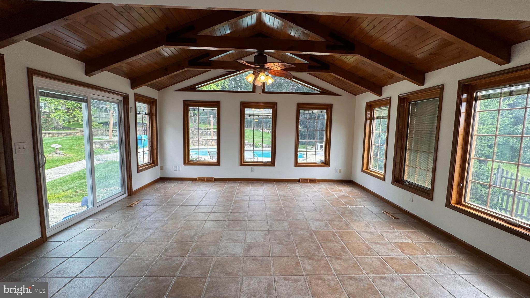 HALL ESTATES II - Residential