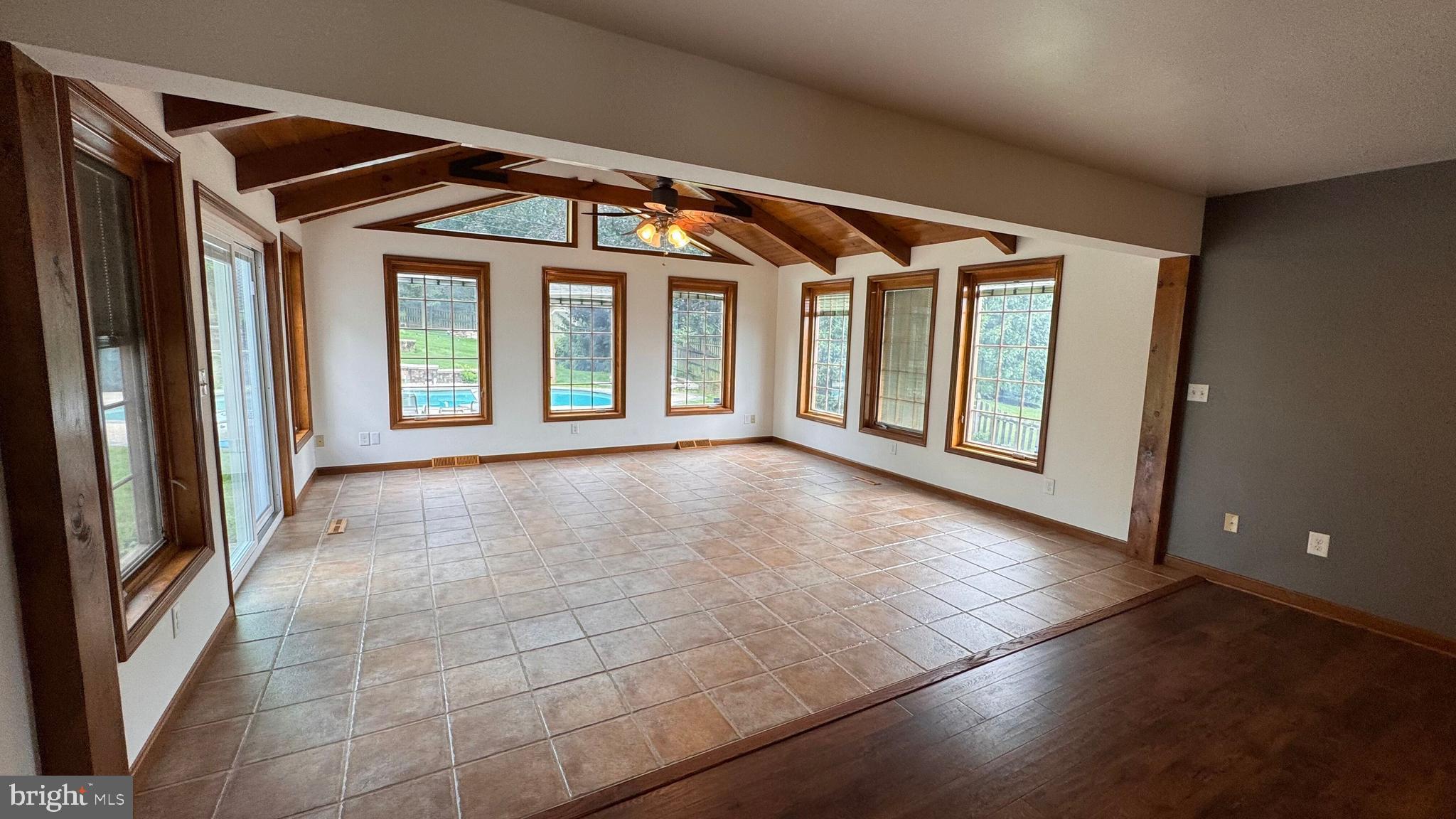 HALL ESTATES II - Residential