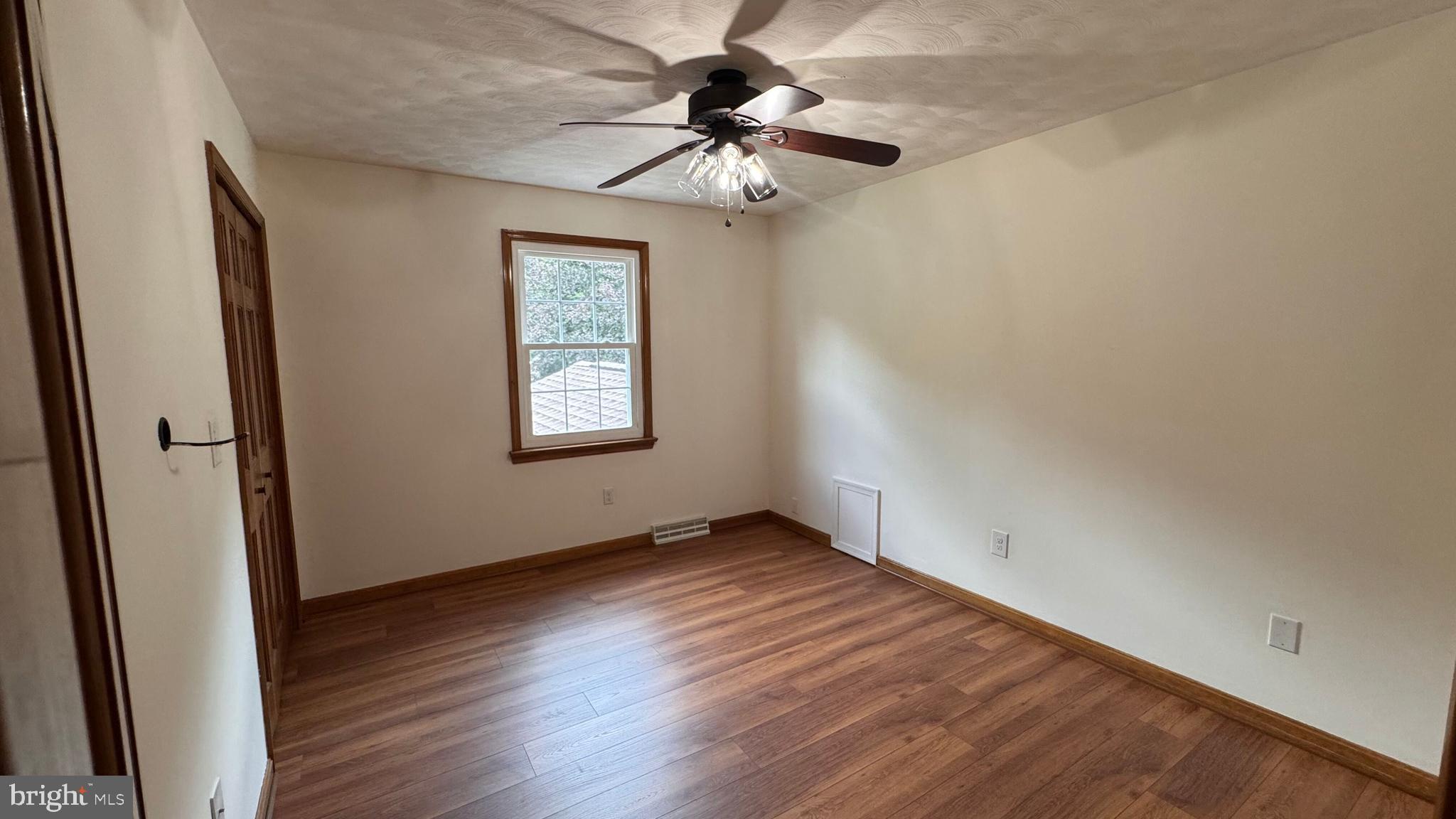 HALL ESTATES II - Residential