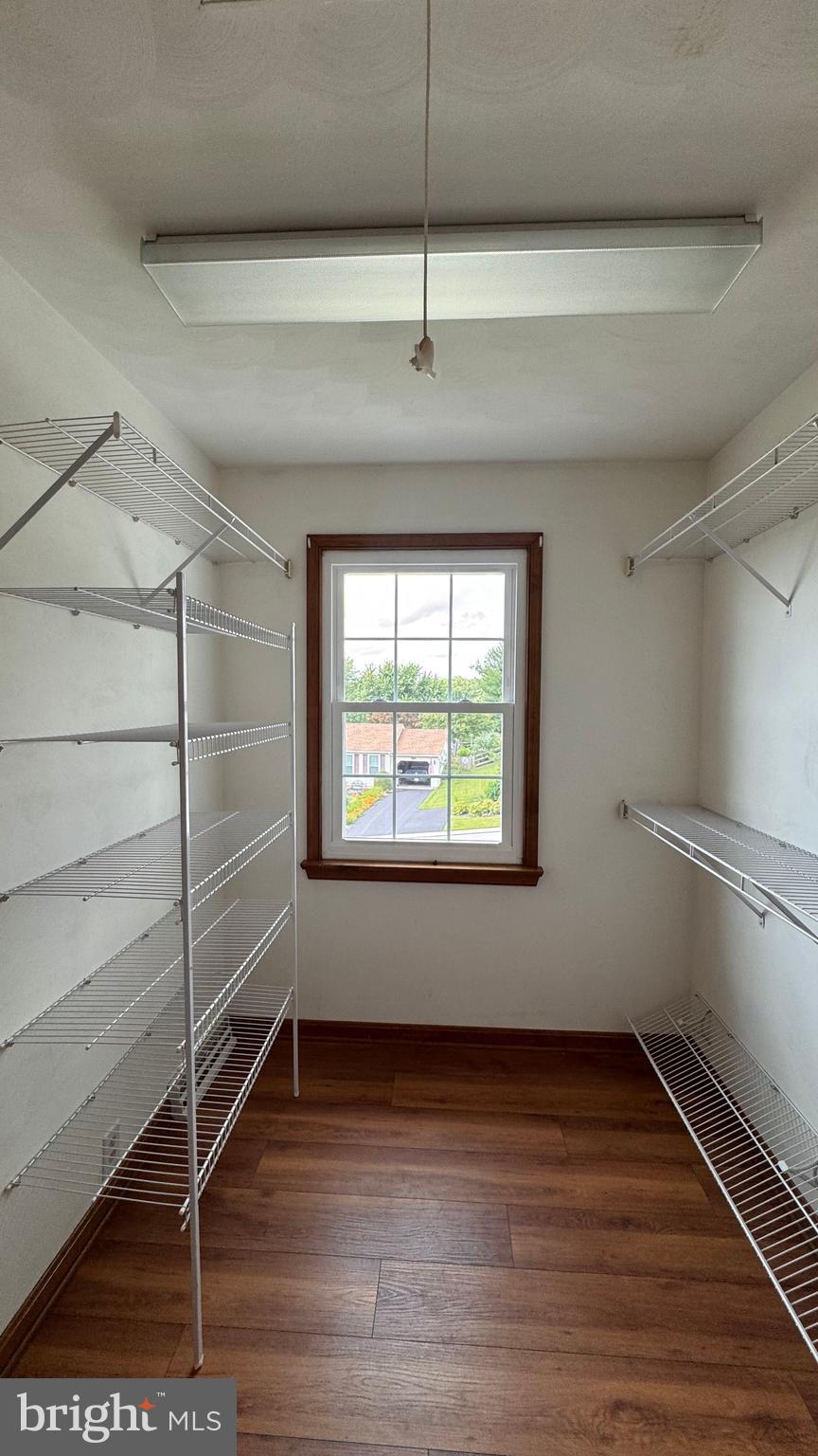 HALL ESTATES II - Residential