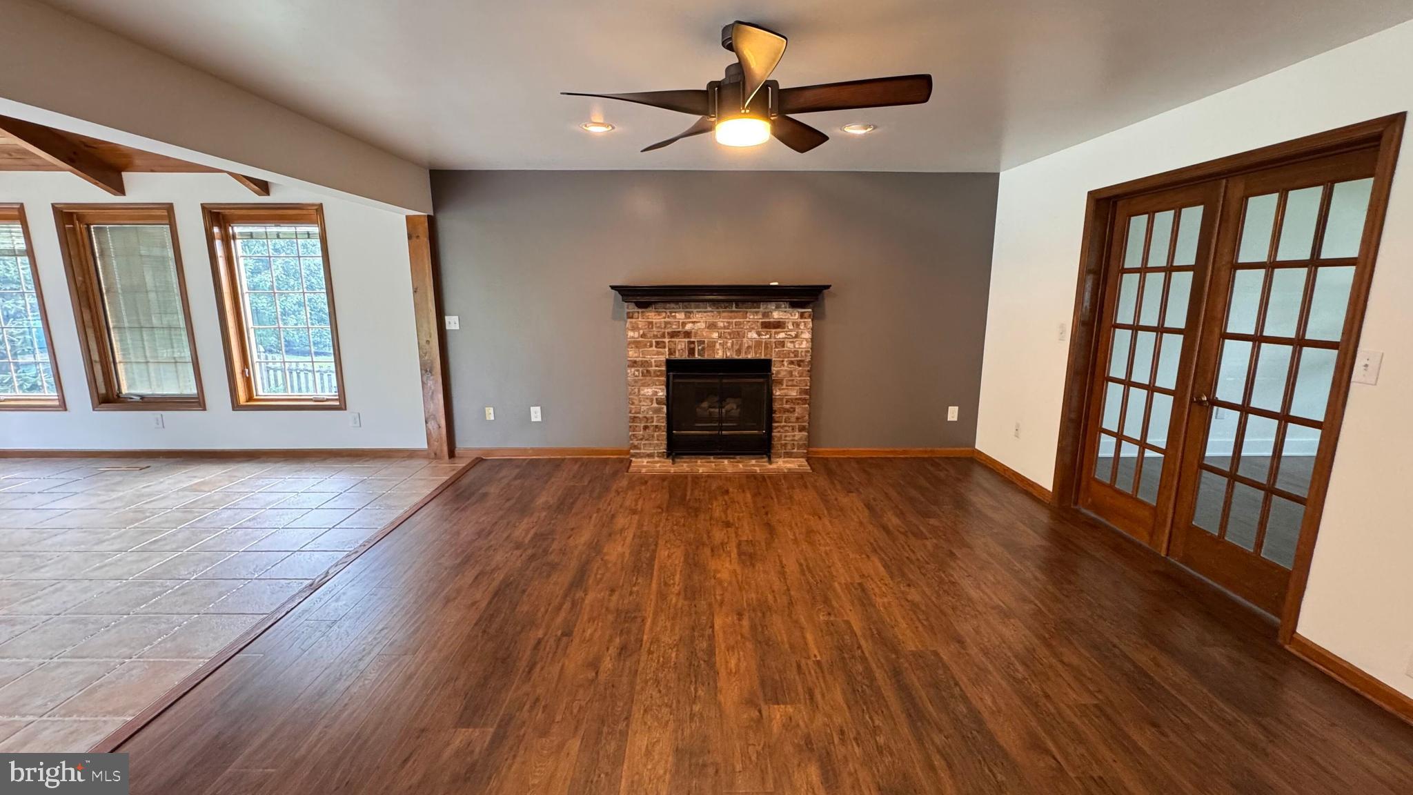 HALL ESTATES II - Residential