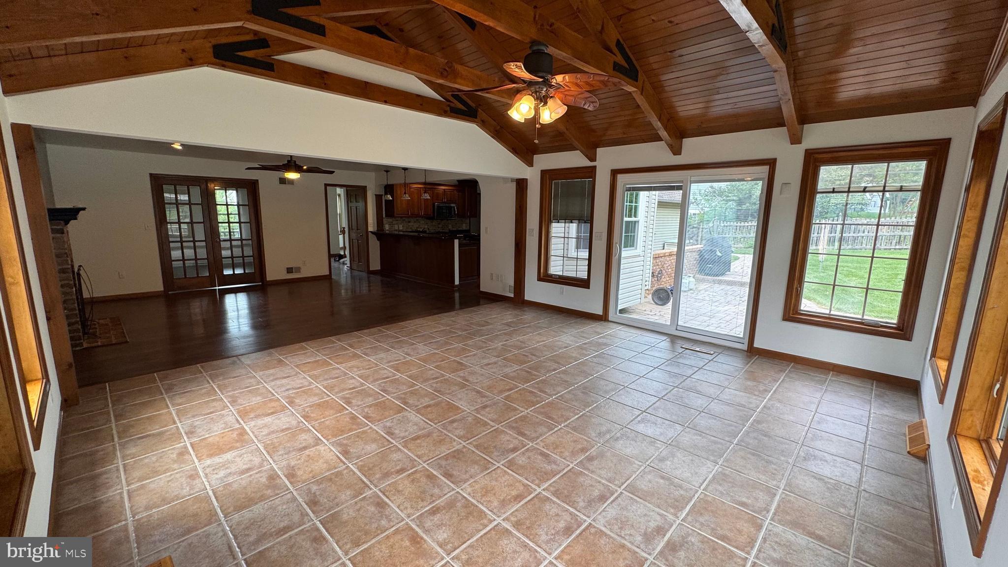 HALL ESTATES II - Residential