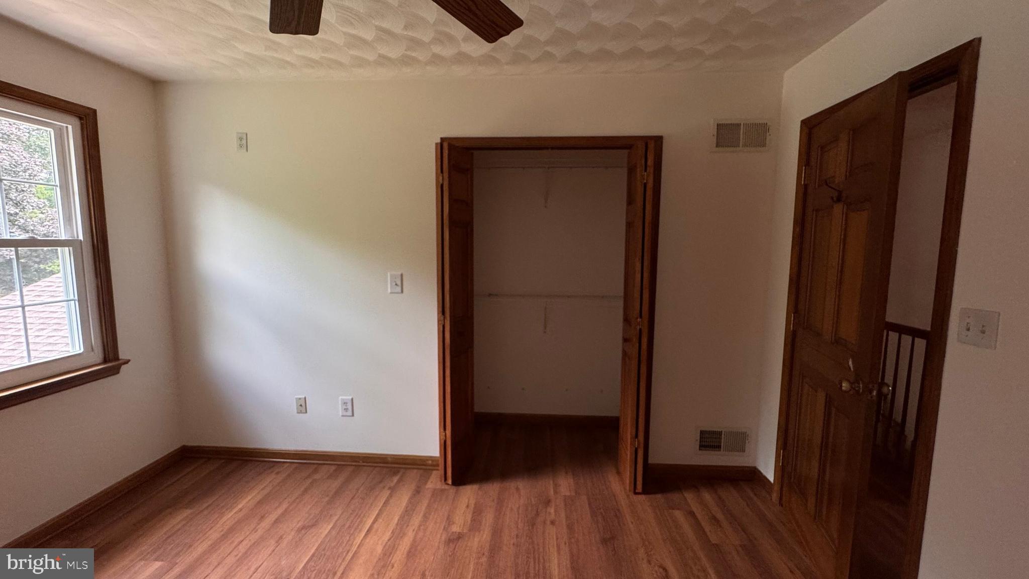 HALL ESTATES II - Residential