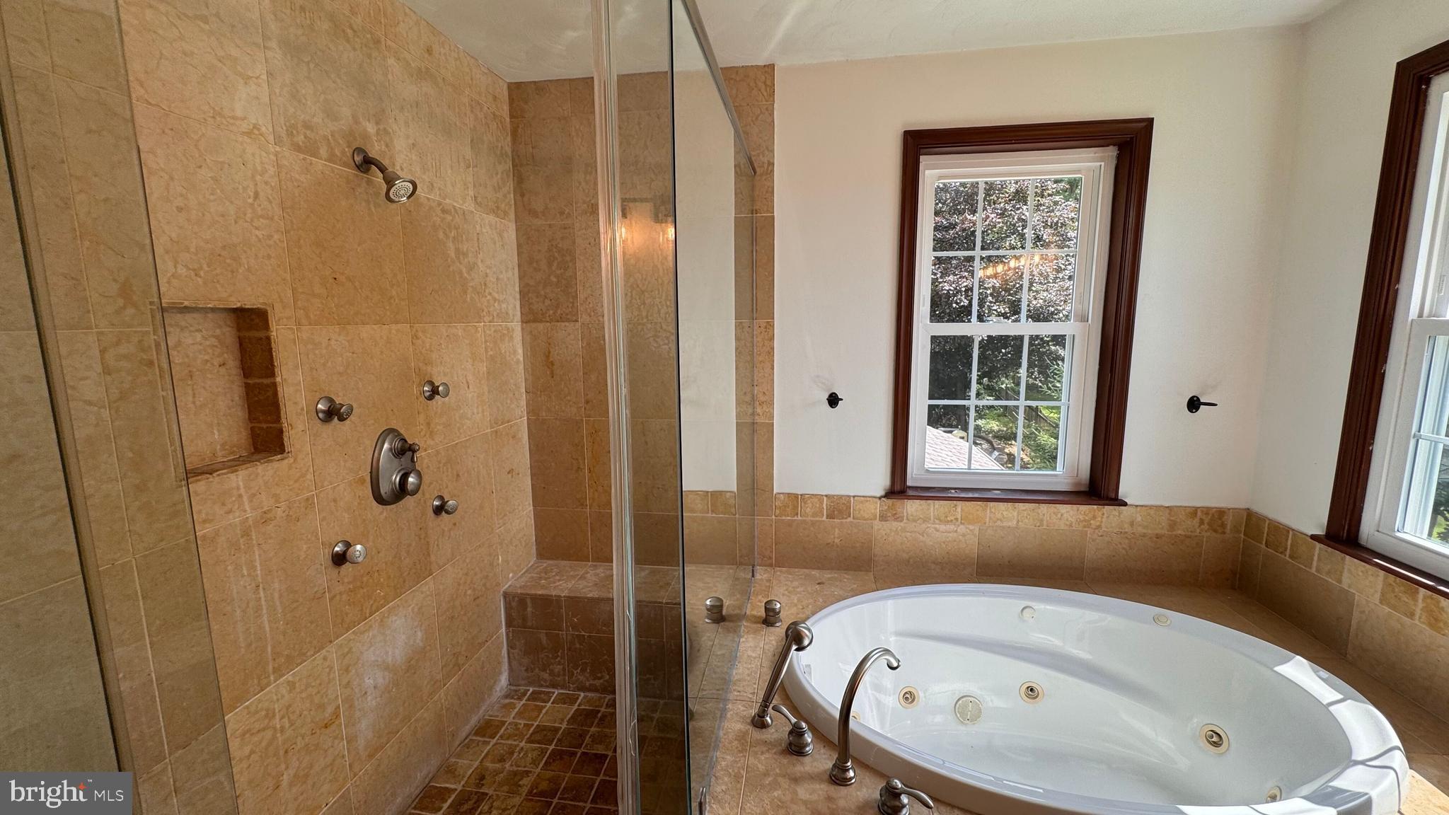 HALL ESTATES II - Residential