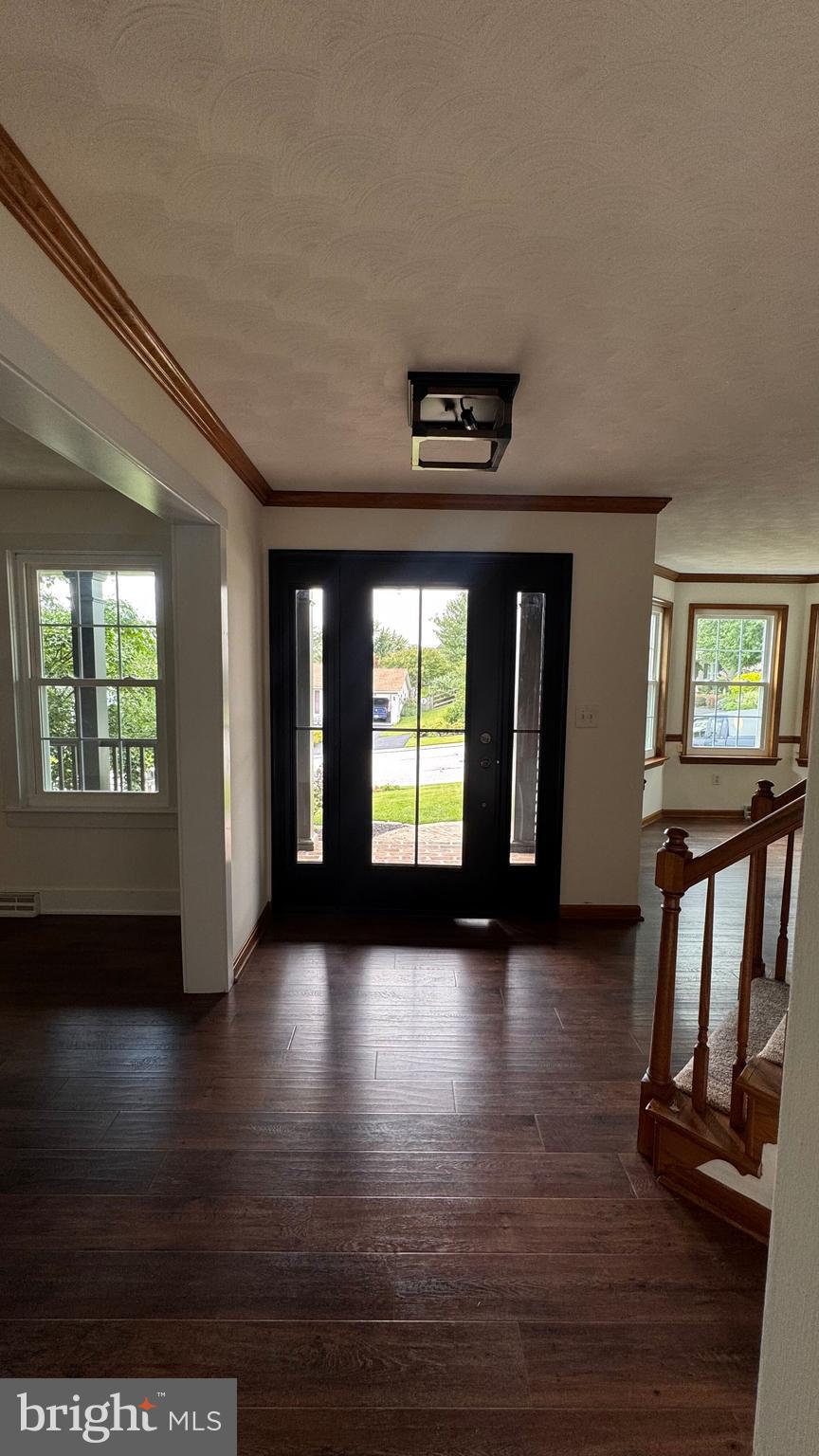 HALL ESTATES II - Residential