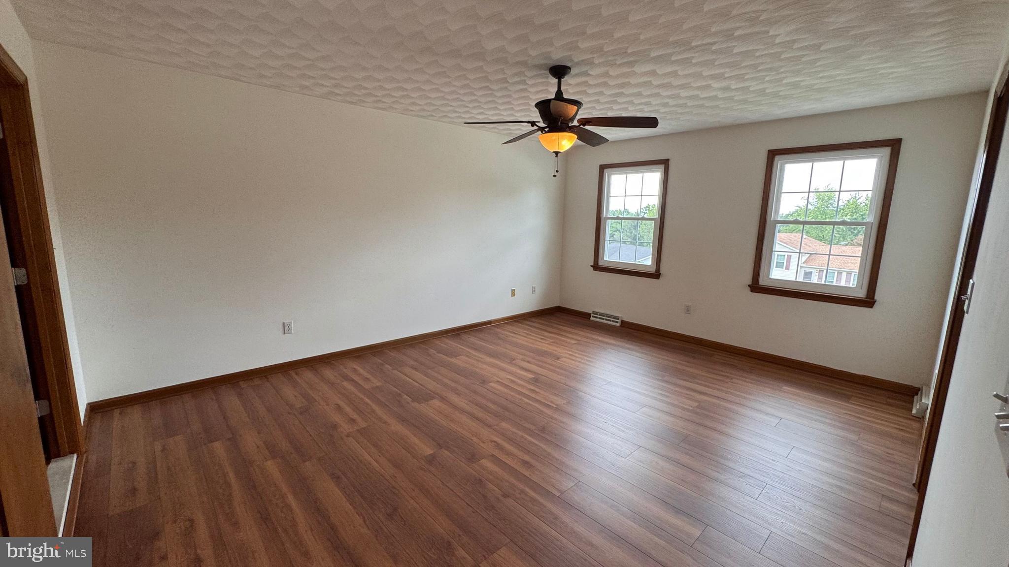 HALL ESTATES II - Residential