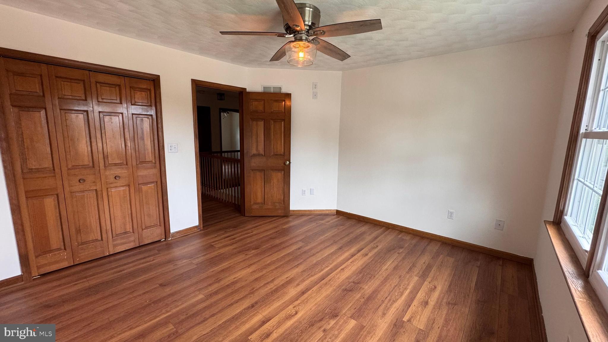 HALL ESTATES II - Residential