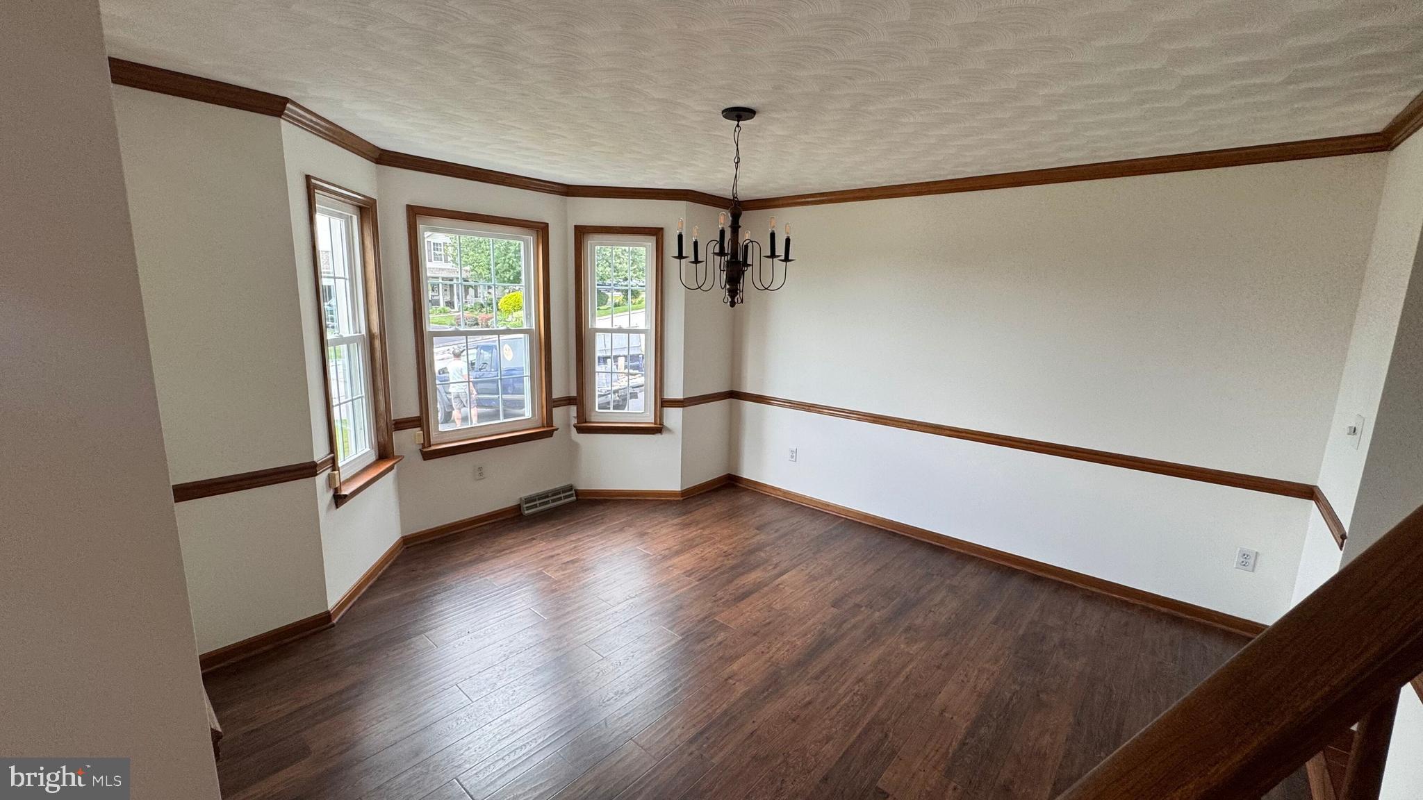 HALL ESTATES II - Residential