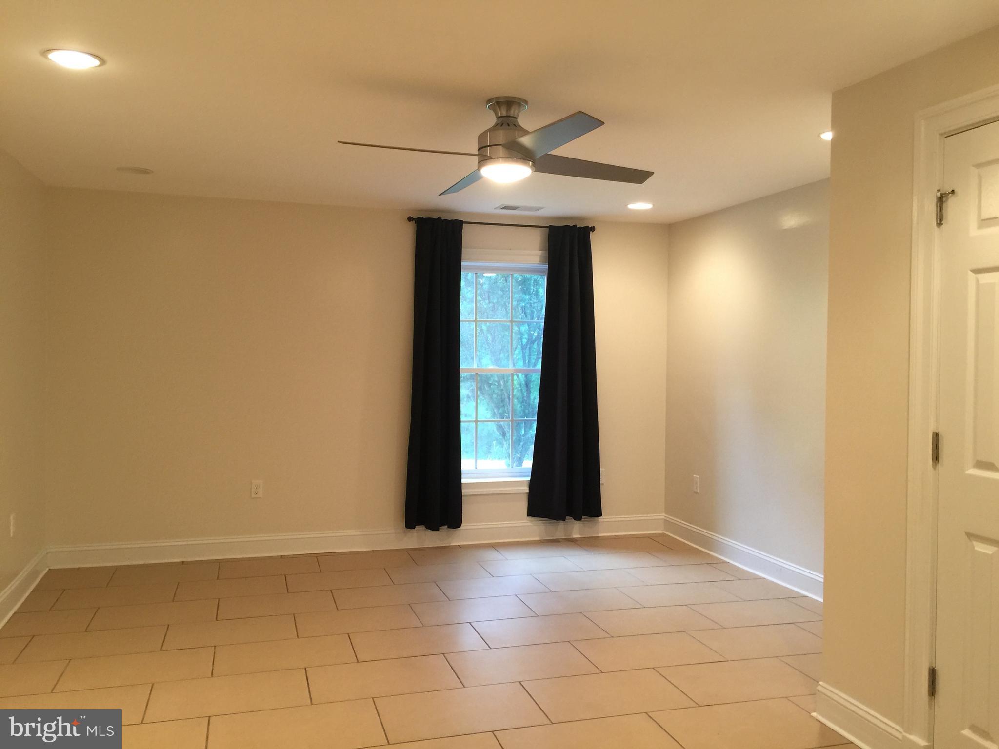 AUSTIN RIDGE - Residential Lease