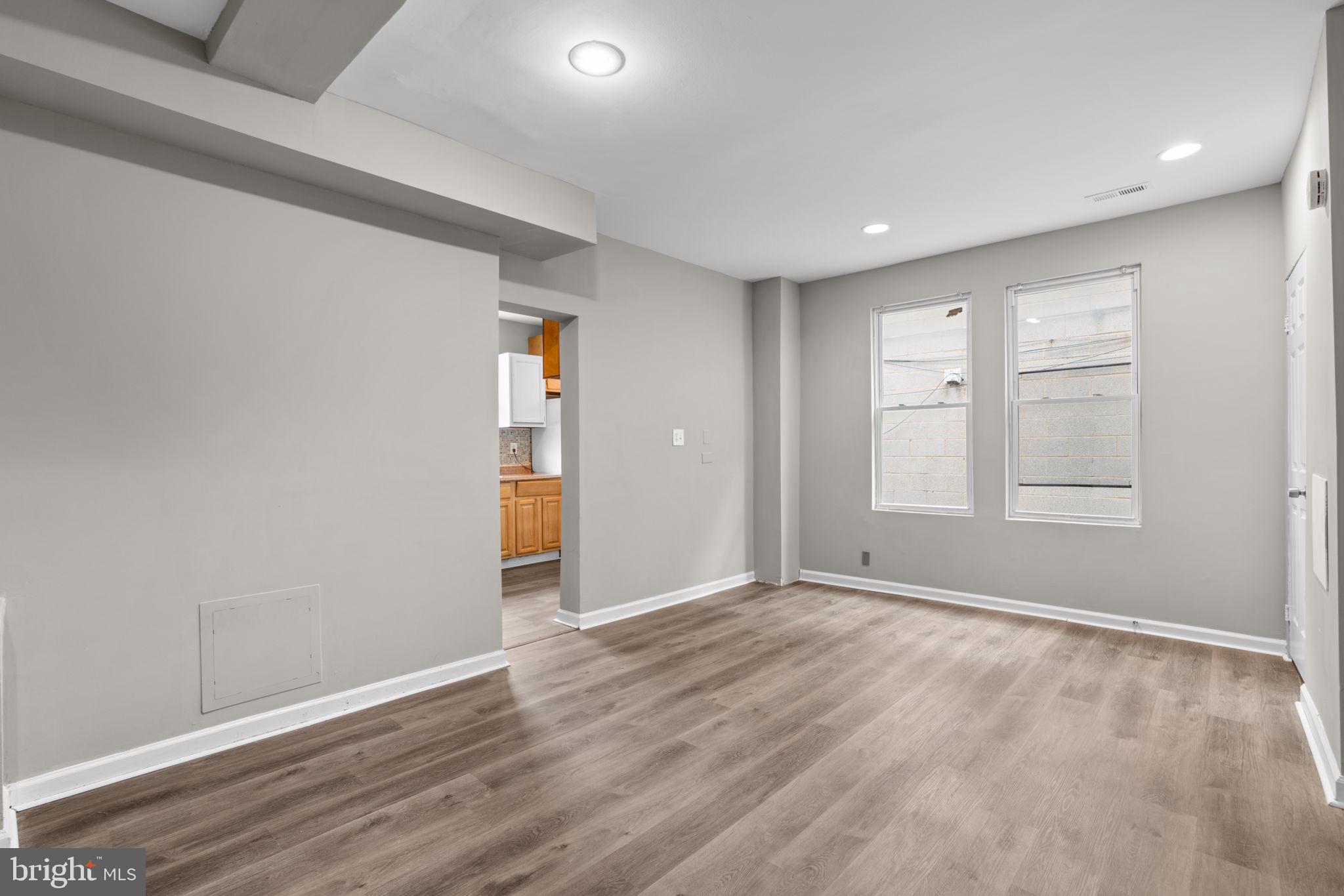 BROOKLYN PARK - Residential Lease