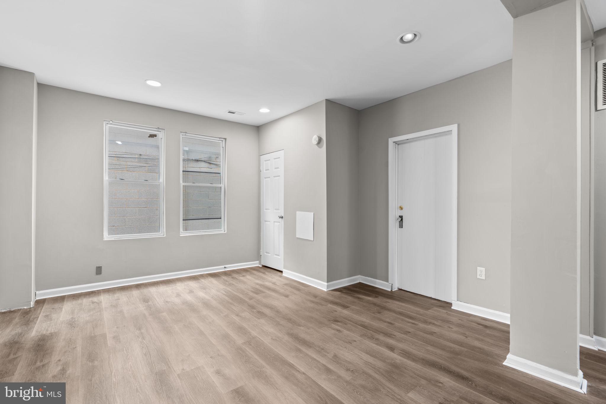 BROOKLYN PARK - Residential Lease