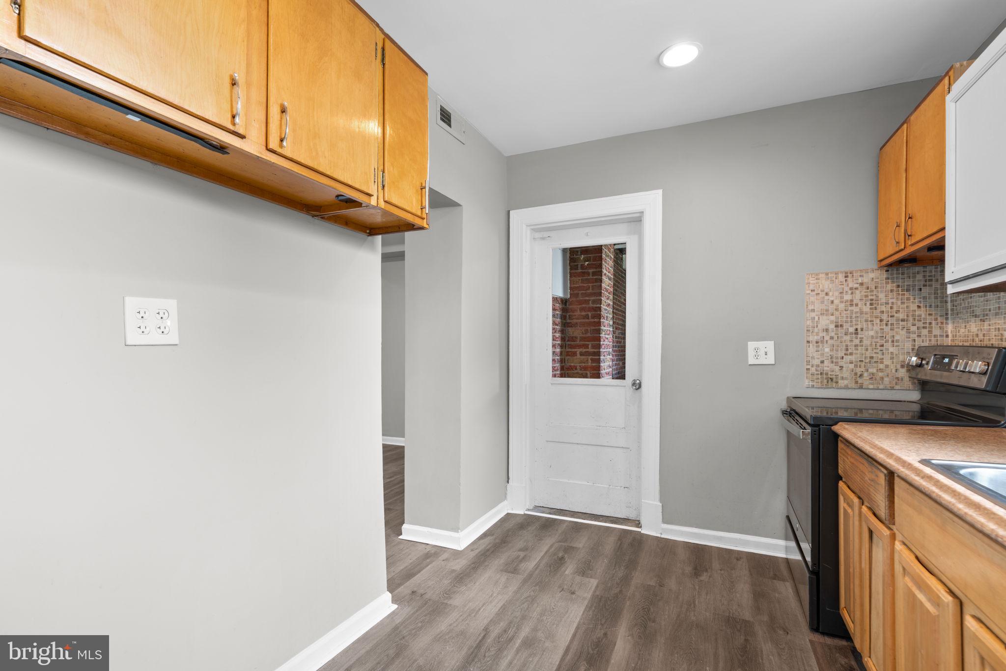 BROOKLYN PARK - Residential Lease