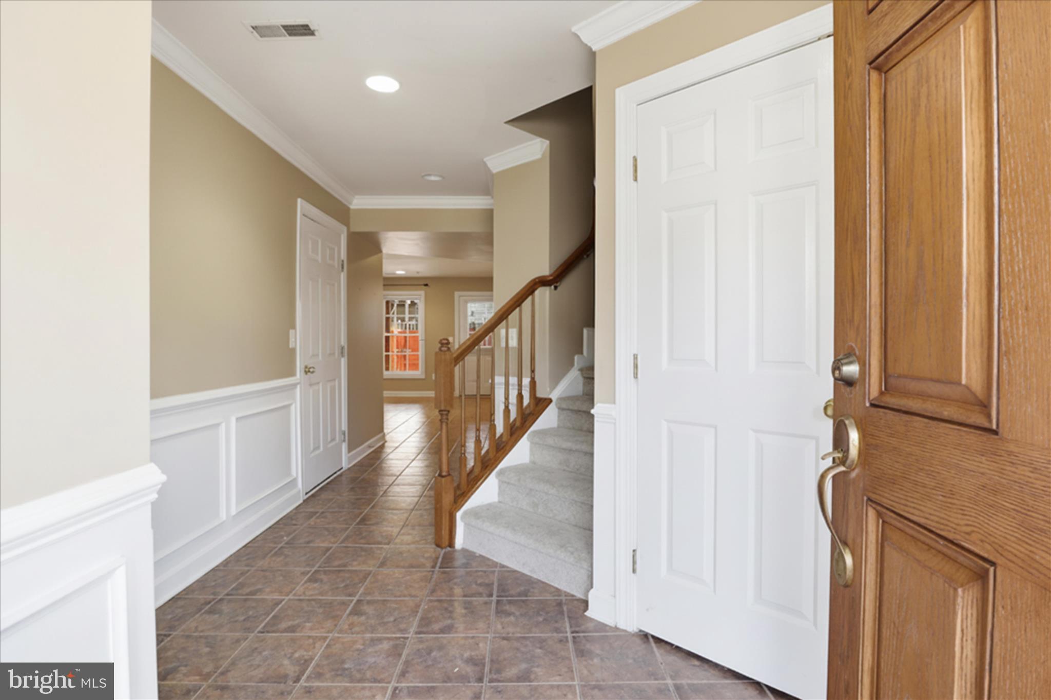 SOUTH RIDING - Residential Lease