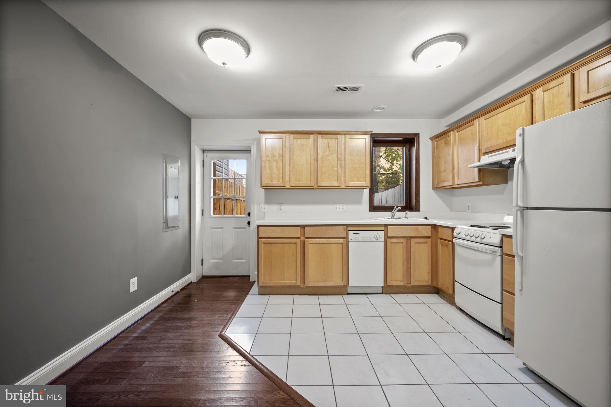 FELLS POINT HISTORIC DISTRICT - Residential Lease