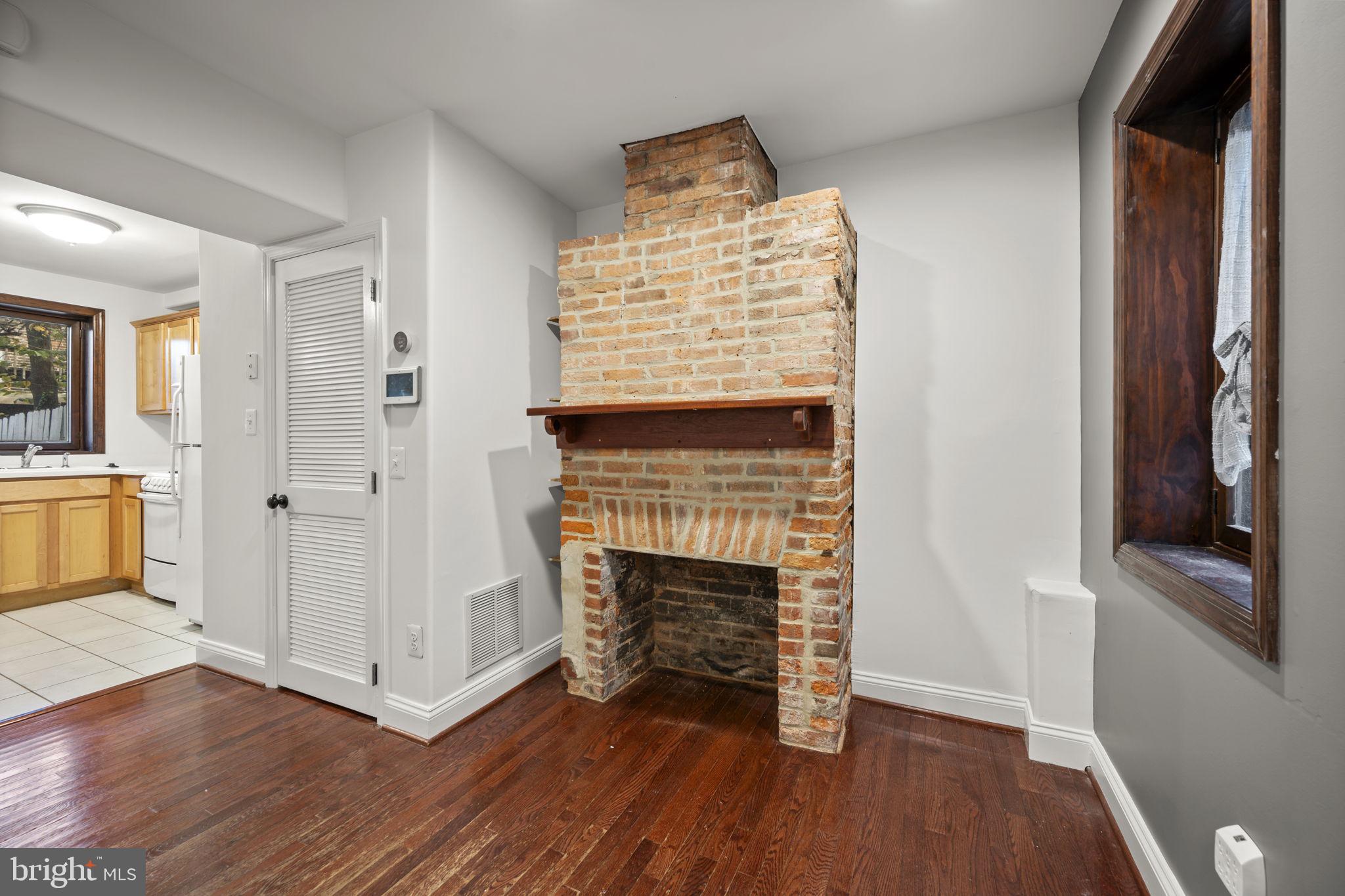 FELLS POINT HISTORIC DISTRICT - Residential Lease
